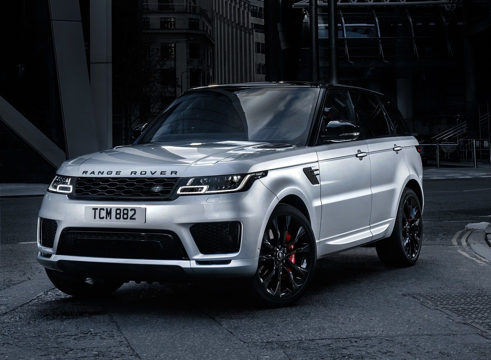 Range Rover Sport HST Special Edition Wallpaper (HD Image)