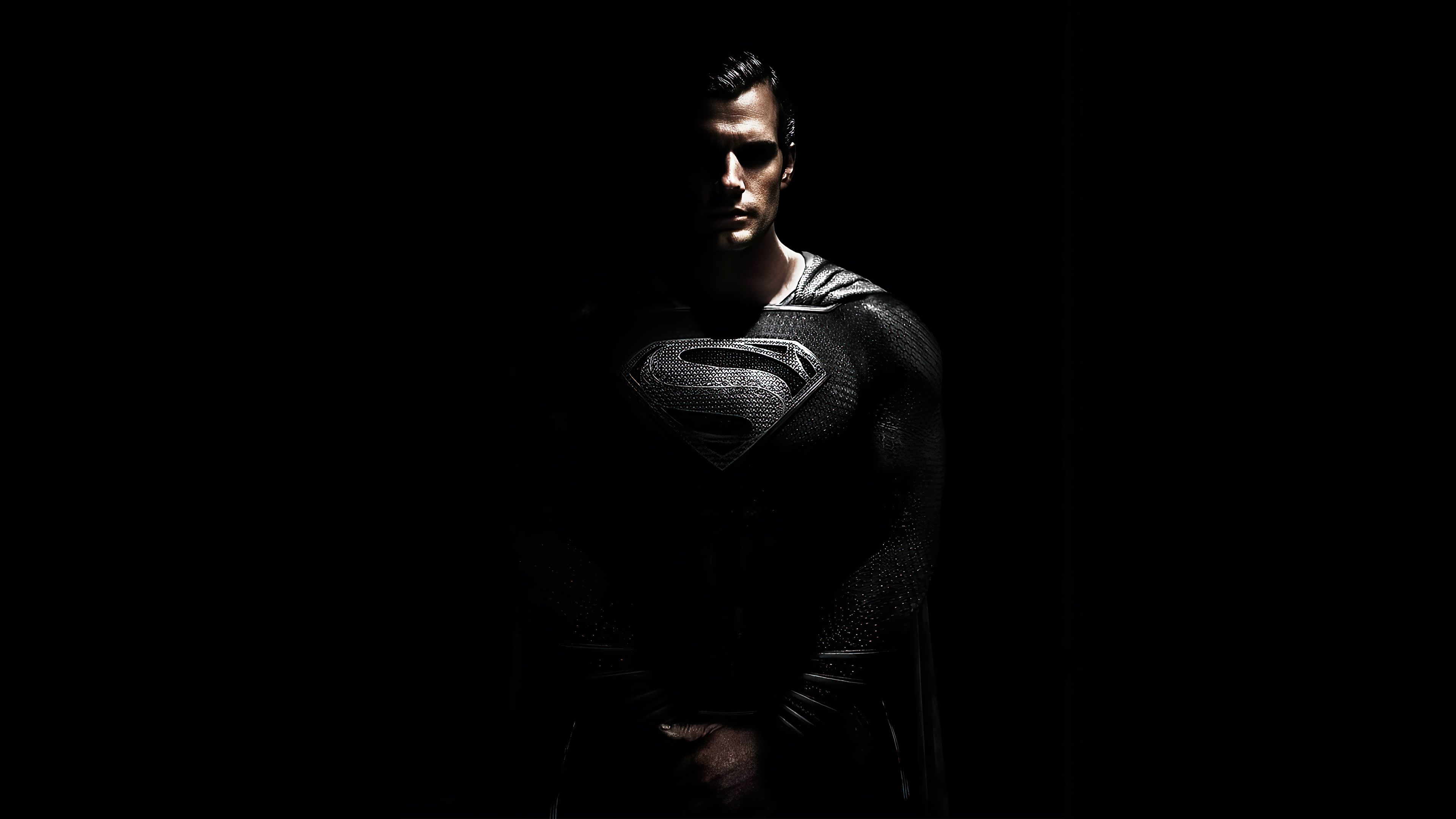 Henry Cavill Superman campaign continues with preparations