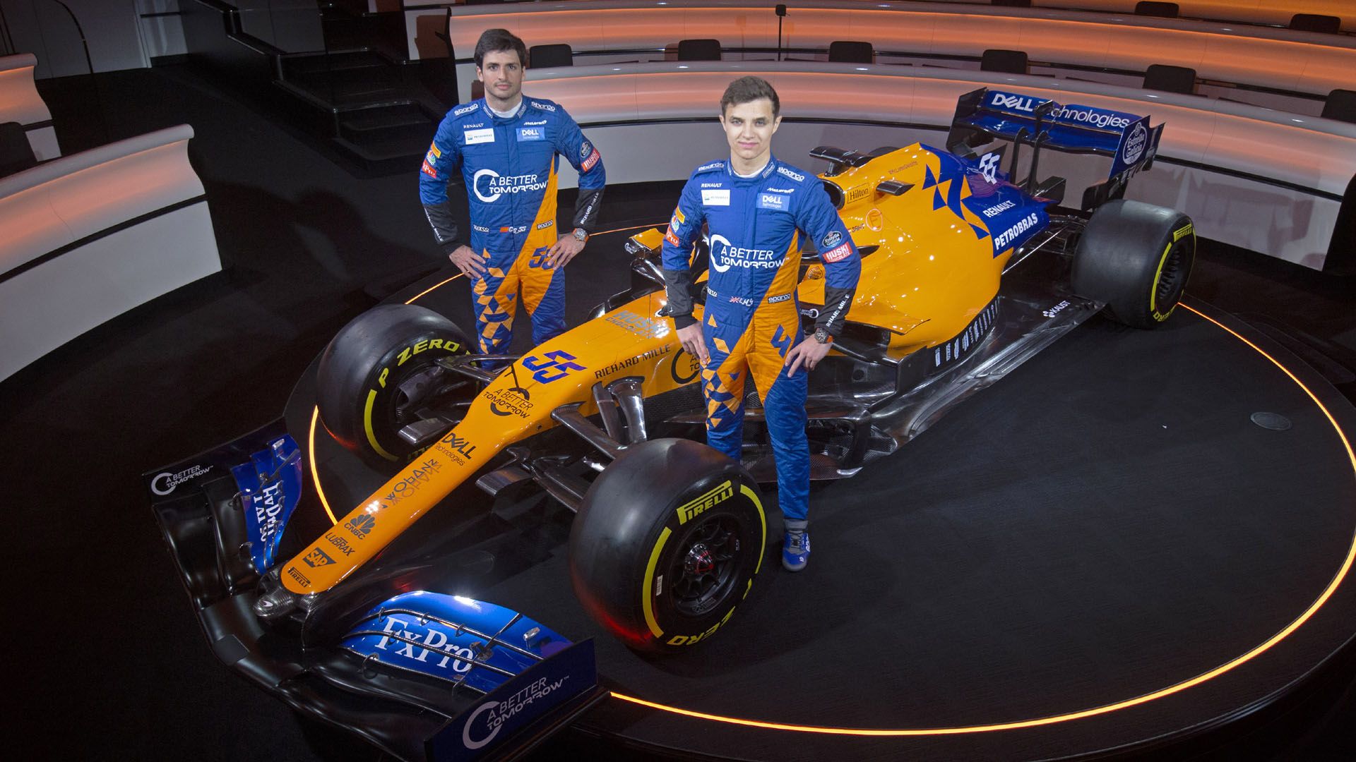 McLaren MCL34 launch team's new 2019 F1 car revealed. Formula 1®