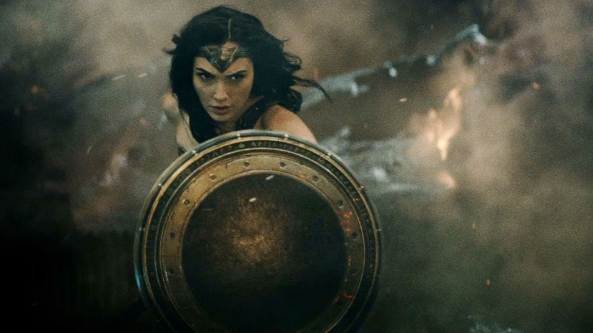 Chris Pine Says WONDER WOMAN Will Be a F**king Blast!