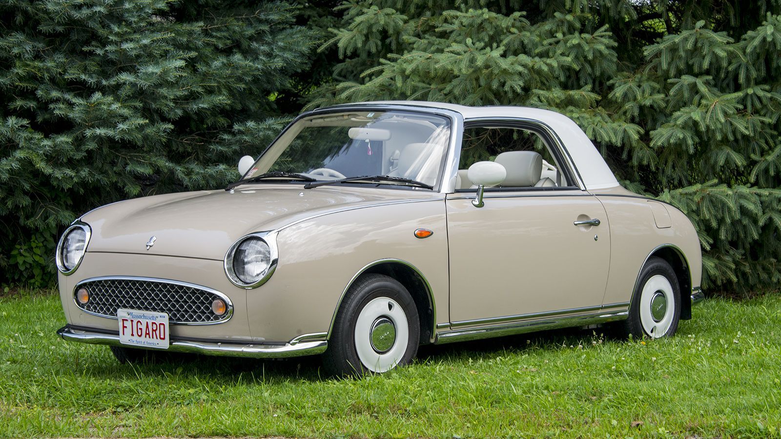 Nissan Figaro as an electric car? Nissan already has the Leaf EV platform