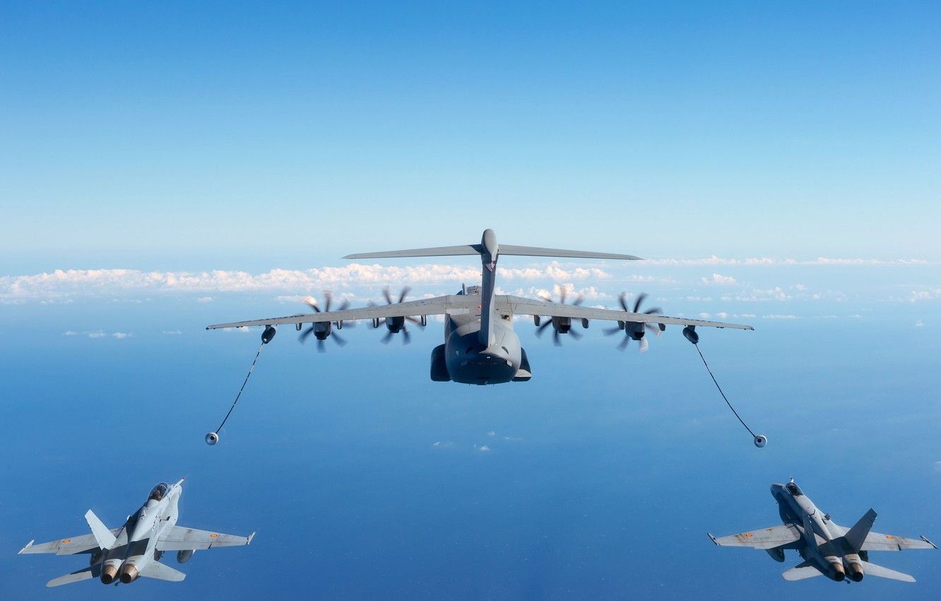 Wallpaper A400М, F A 18 Hornet, Air Refueling, Airbus A400M Atlas, The Air Force Of Spain, Airbus Military Image For Desktop, Section авиация