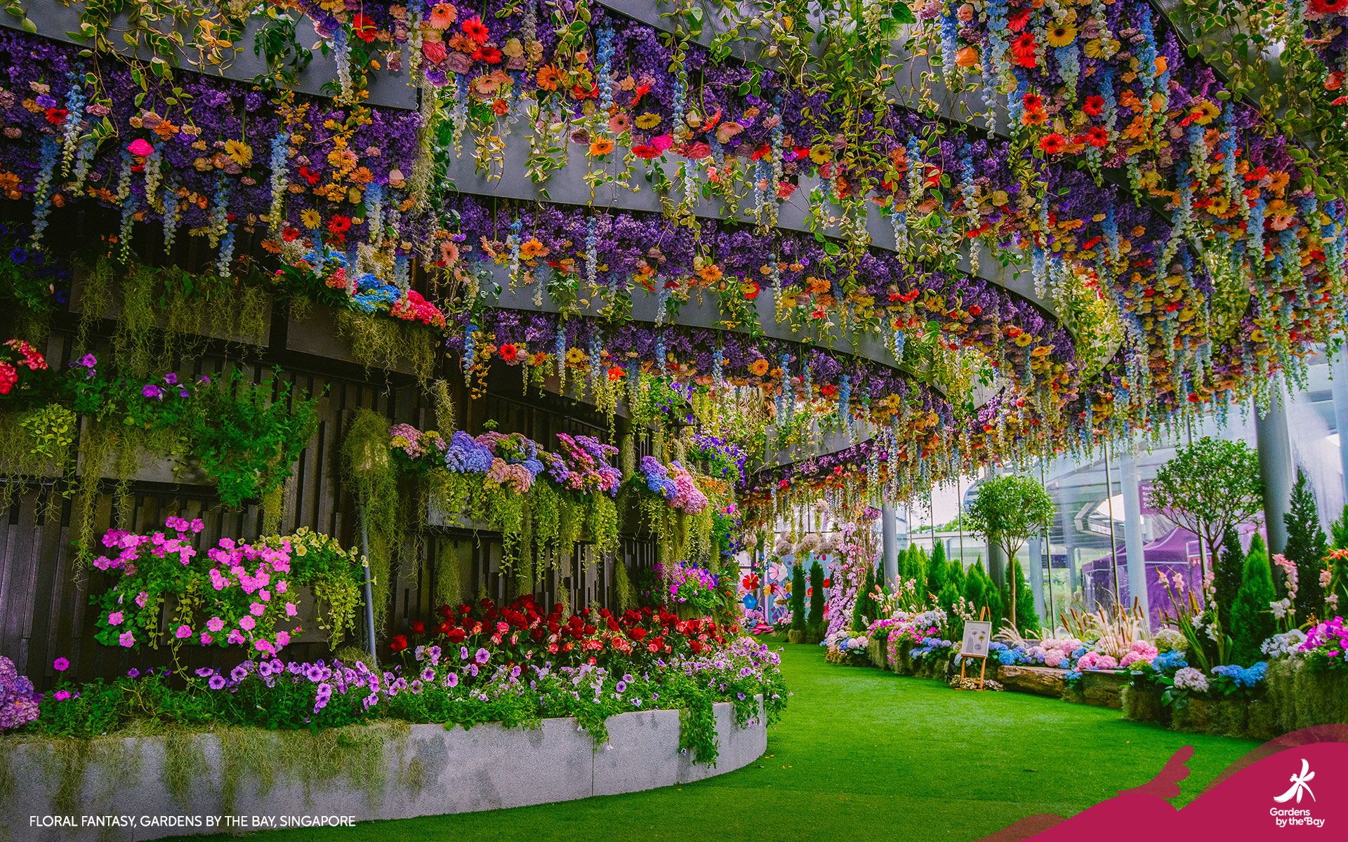 Gardens by the Bay Wallpaper