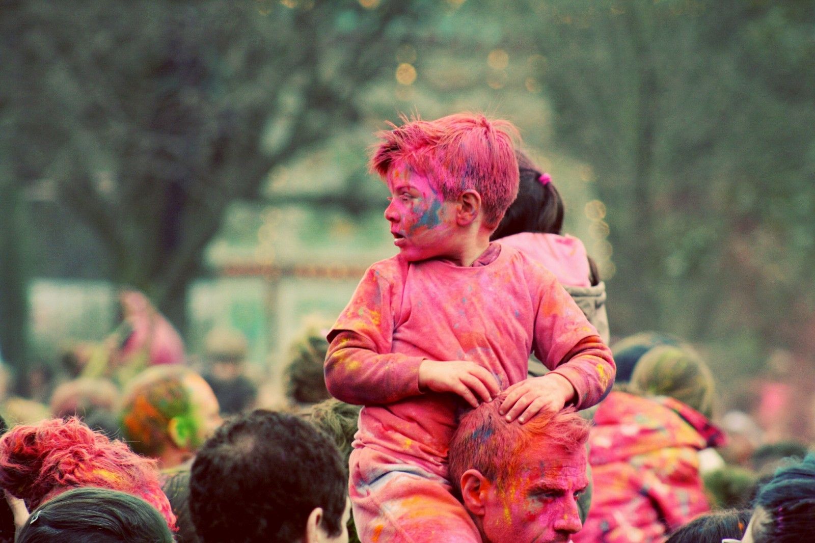 Wallpaper, Holi, festival, Paris, 2017, colourful, colorful, boy, children, rose, painting 3456x2304