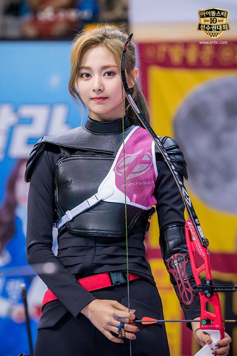 Chou Tzuyu Archery