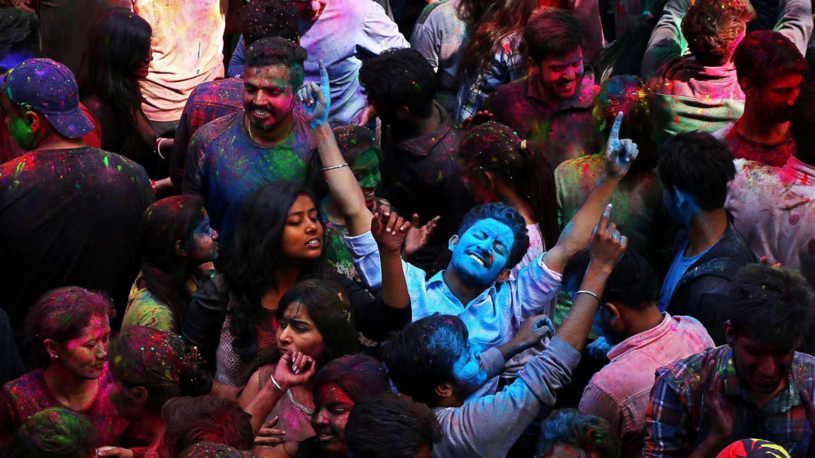 India's colorful Holi festival