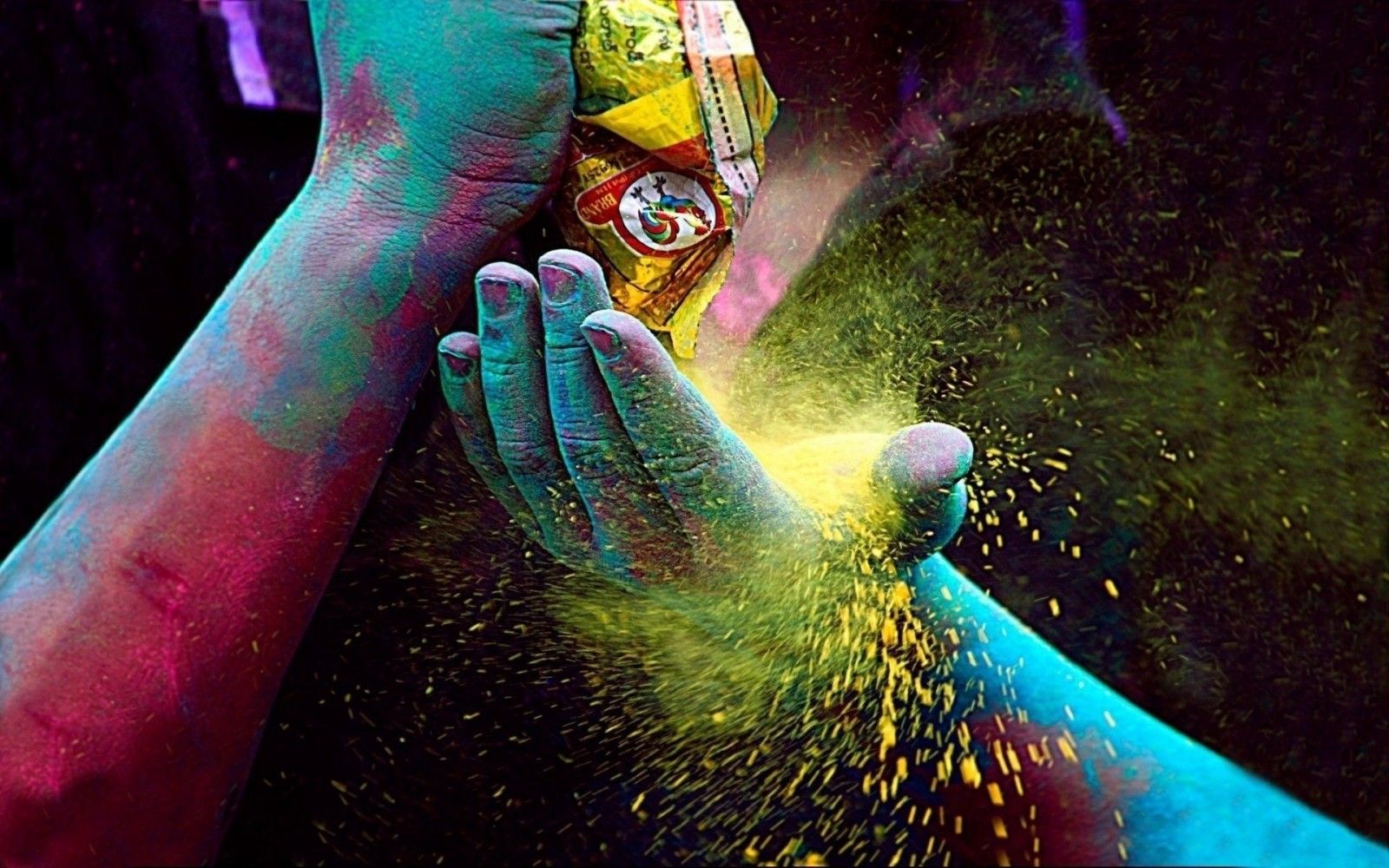 Wallpaper, colorful, people, hands, night, India, blue, underwater, holi festival, powder, dust, light, color, darkness, screenshot, computer wallpaper, special effects, macro photography 1920x1200