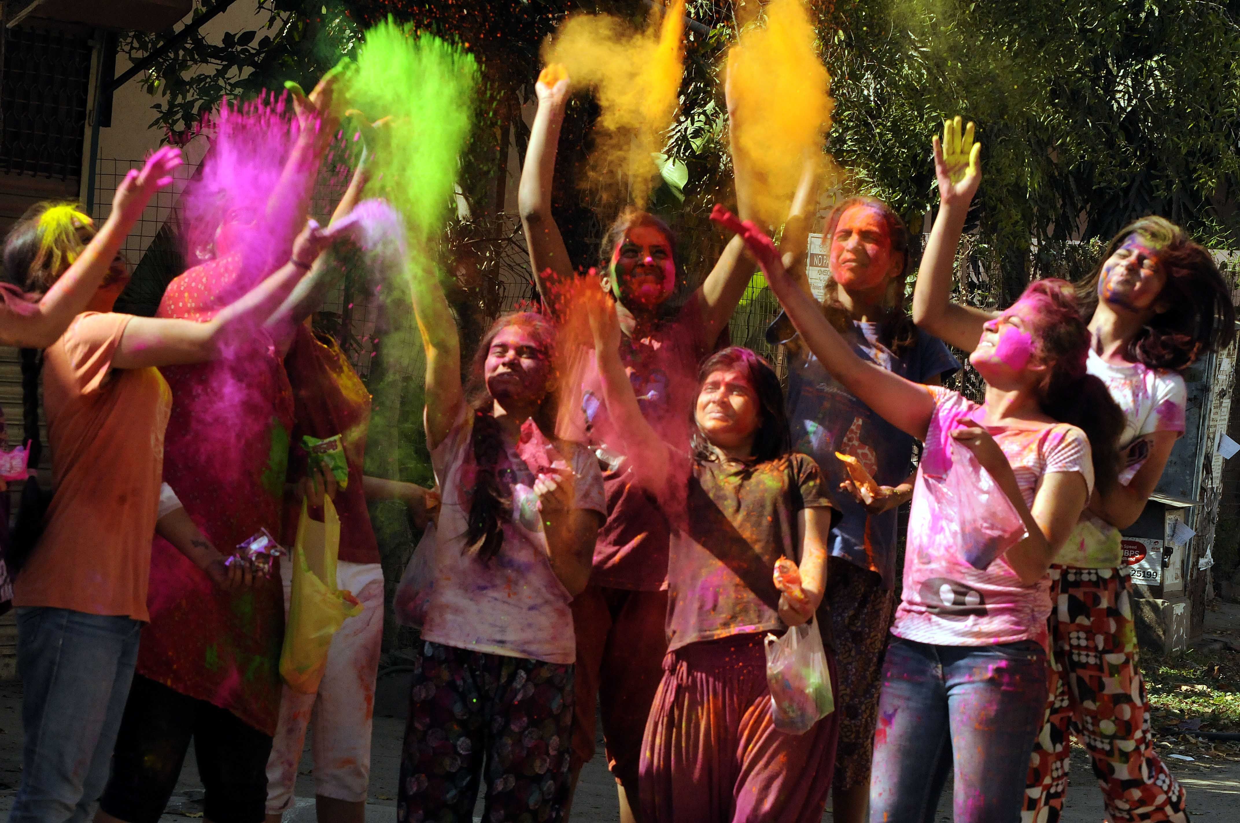 HOLI FESTIVAL Hindu spring huliday hindi india color colours wallpaperx2848