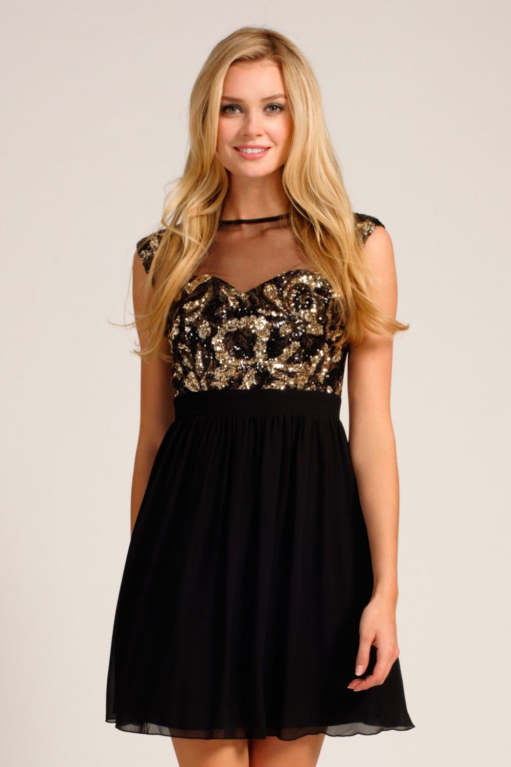 Make Yourself Look Stunning In A Black Prom Dresses My My