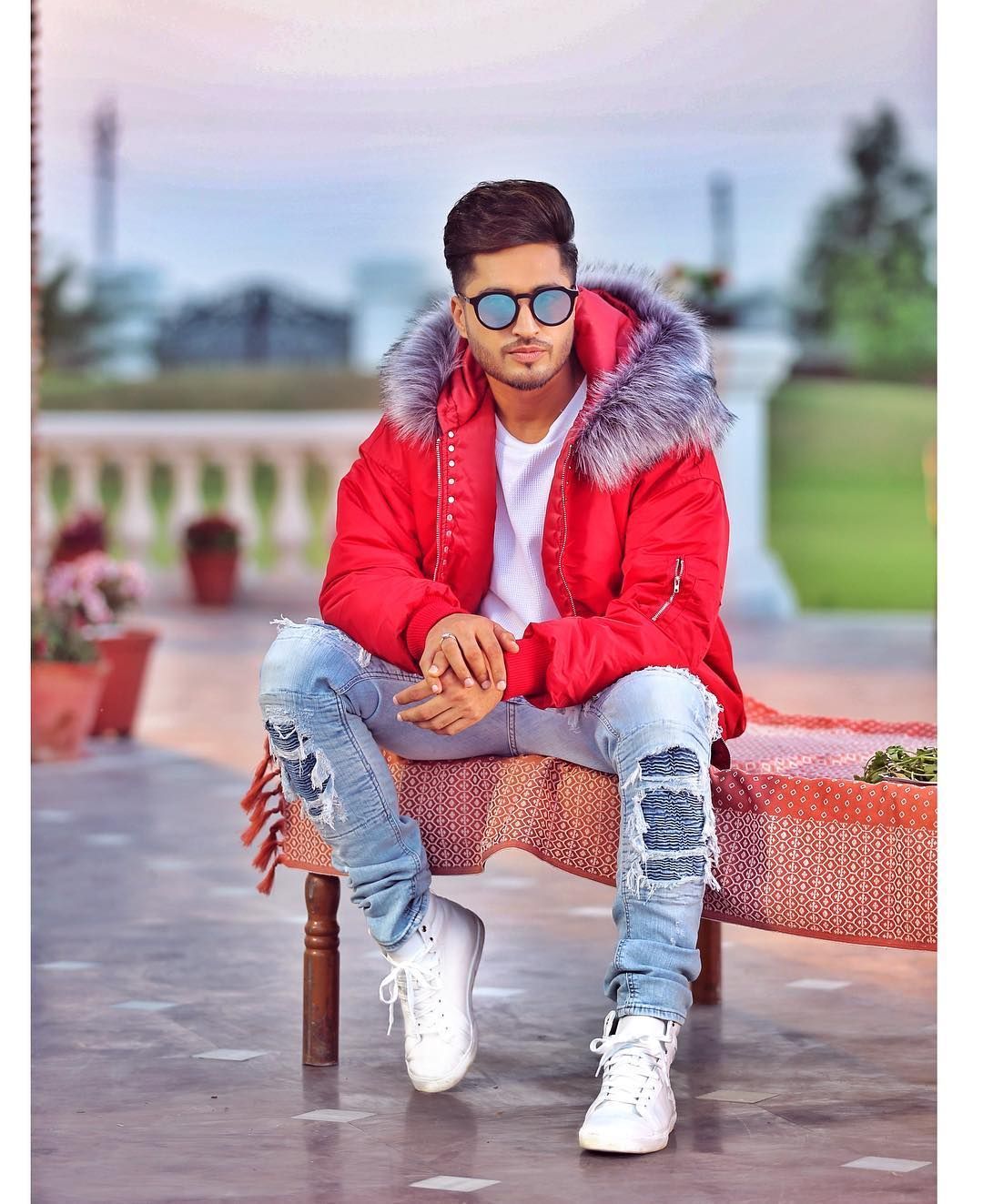 180.7k Likes, 1,955 Comments Gill on Instagram: “#JodiTeriMeri 10th April 20s jacket mens, Jassi gill hairstyle, Jackets men fashion