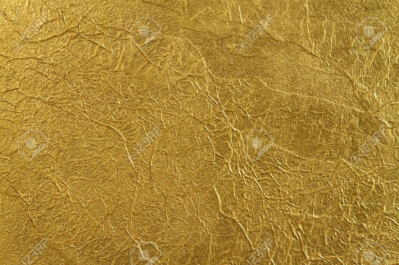 gold leaf wallpaper living room