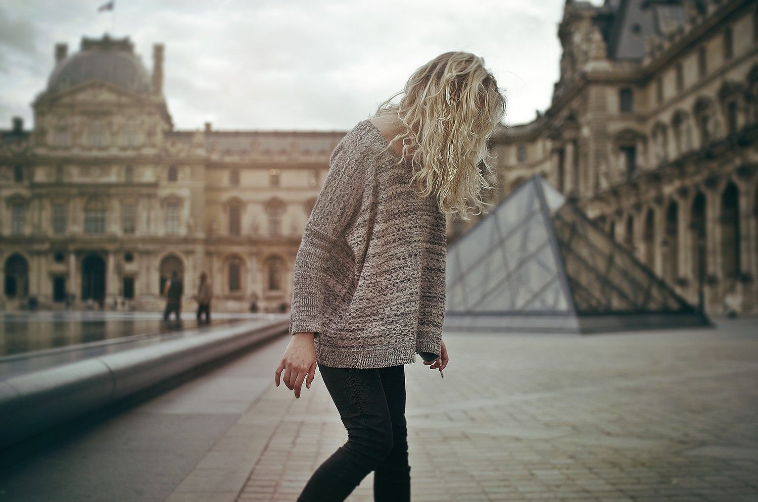 Wallpaper, temple, women, blonde, street, architecture, building, winter, road, Paris, spring, season, photograph, snapshot, 1500x994 px, The Louvre 1500x994