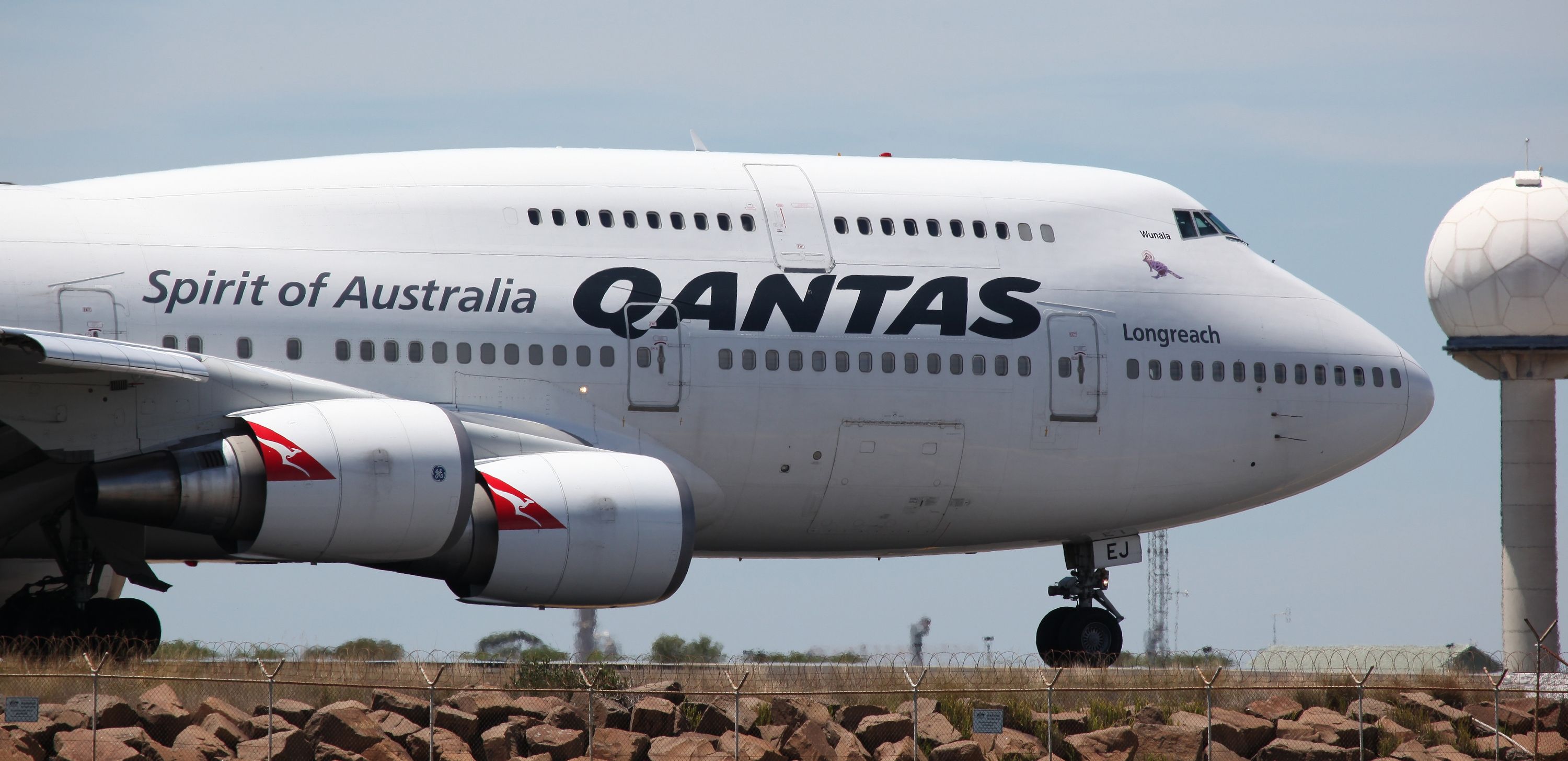 Free Image, Qantas 747, airplane, mode of transport, daytime, airliner, airline, photograph, air travel, wide body aircraft, aerospace engineering, aviation, service, carmine, aircraft engine, aerospace manufacturer, jet aircraft, public transport, wing