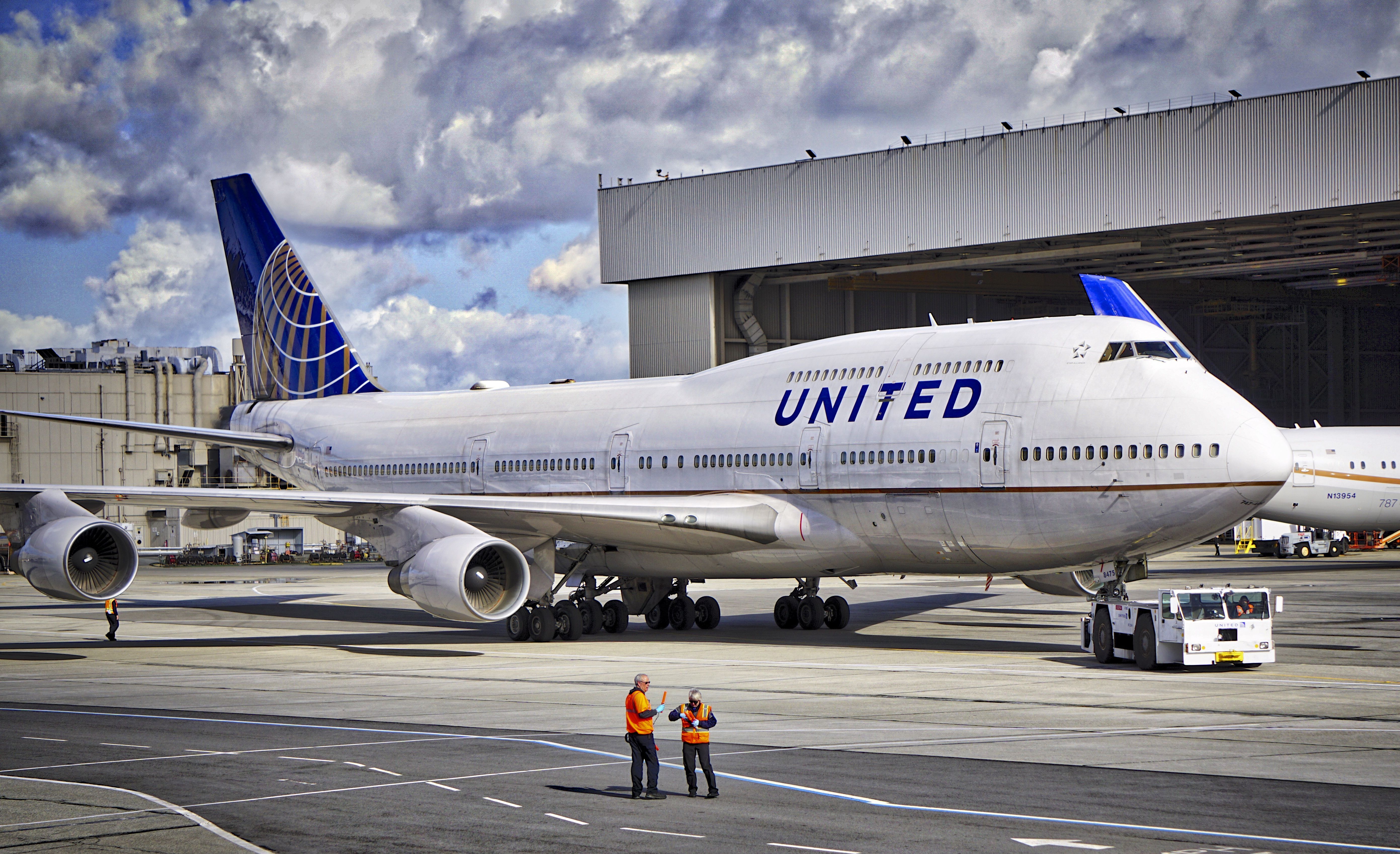 United Airlines Boeing 747 N175UA at San Francisco Airport. 2016. Boeing, Passenger planes, Boeing 747