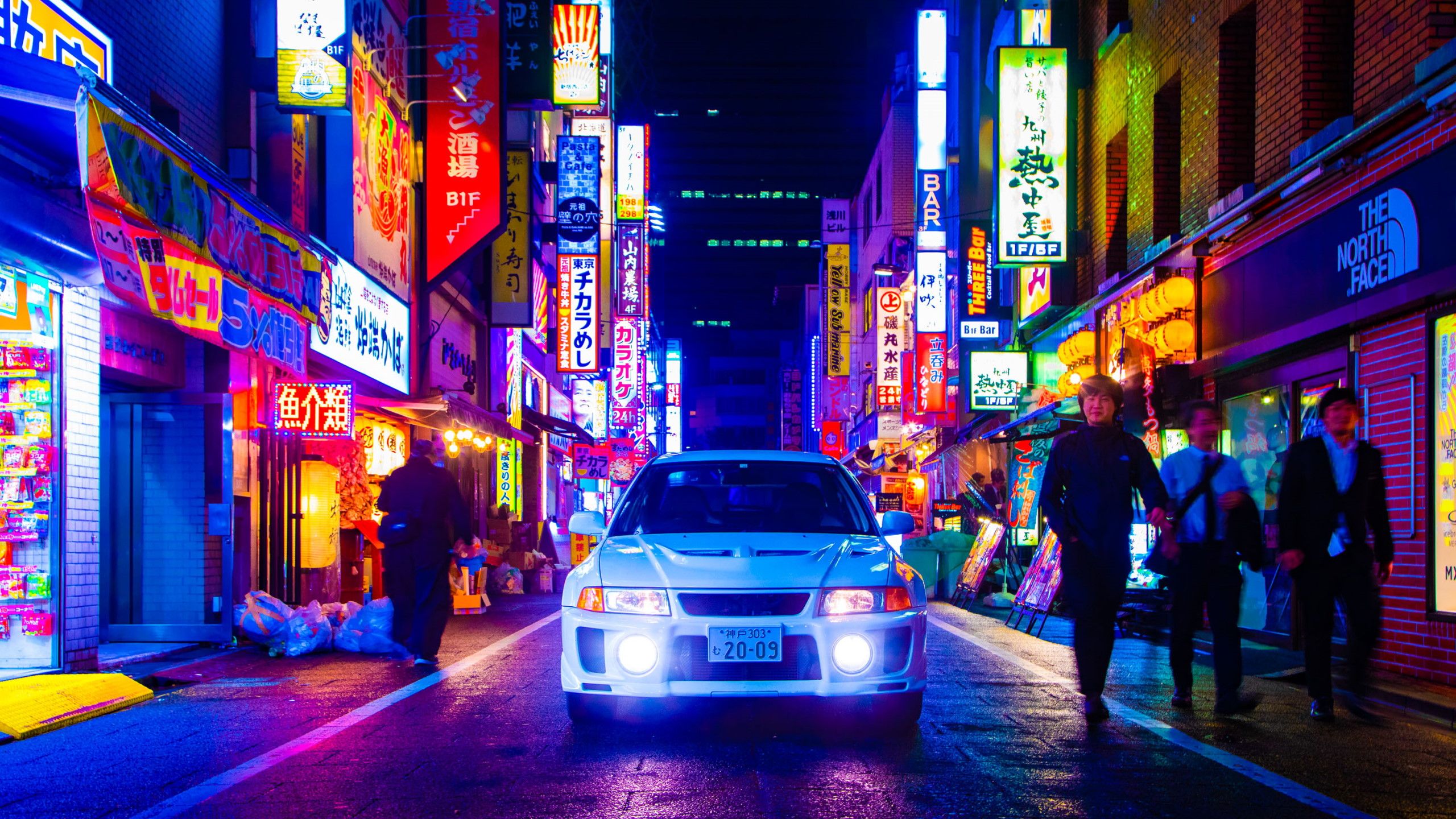 Mitsubishi Lancer Evo V Japan City Neon Night Headlights JDM Frontal View White Cars Wallpaper:2560x1440