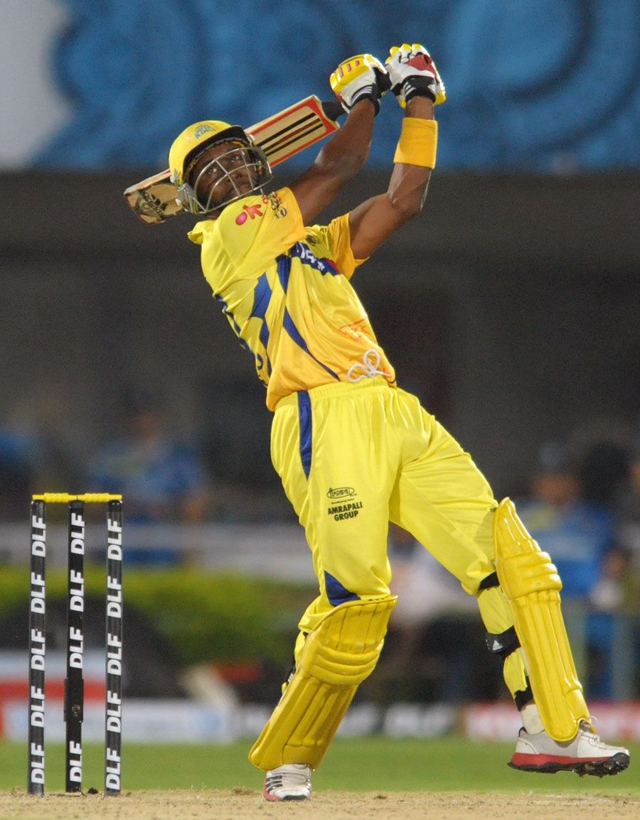 Dwayne Bravo launches a six. Photo. Indian Premier League