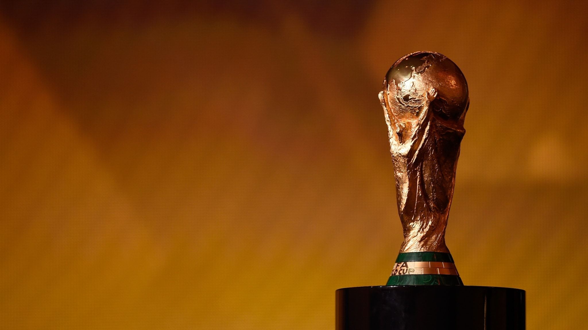 2022 world cup trophy wallpaper