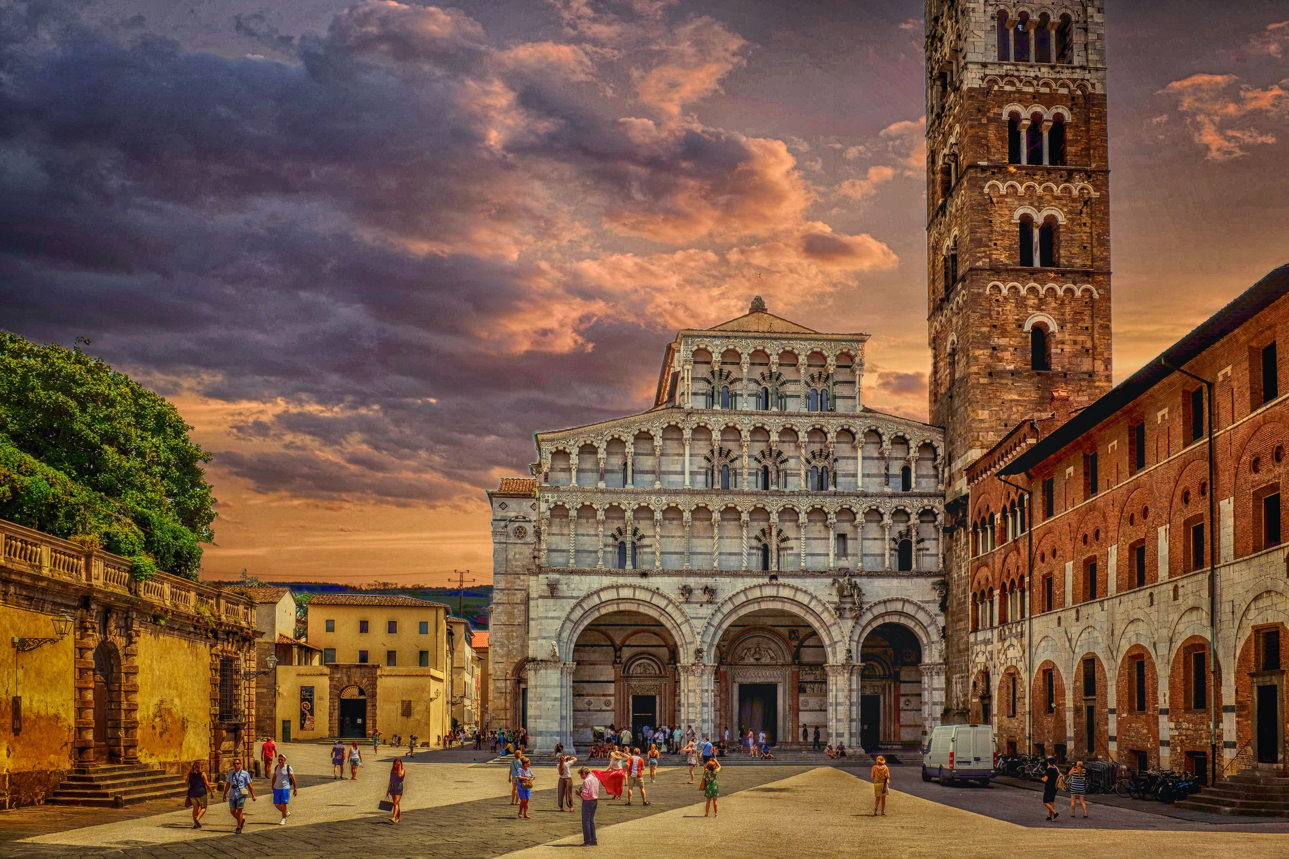 Photo of The Saint Martin Cathedral in Lucca, Italy · Free