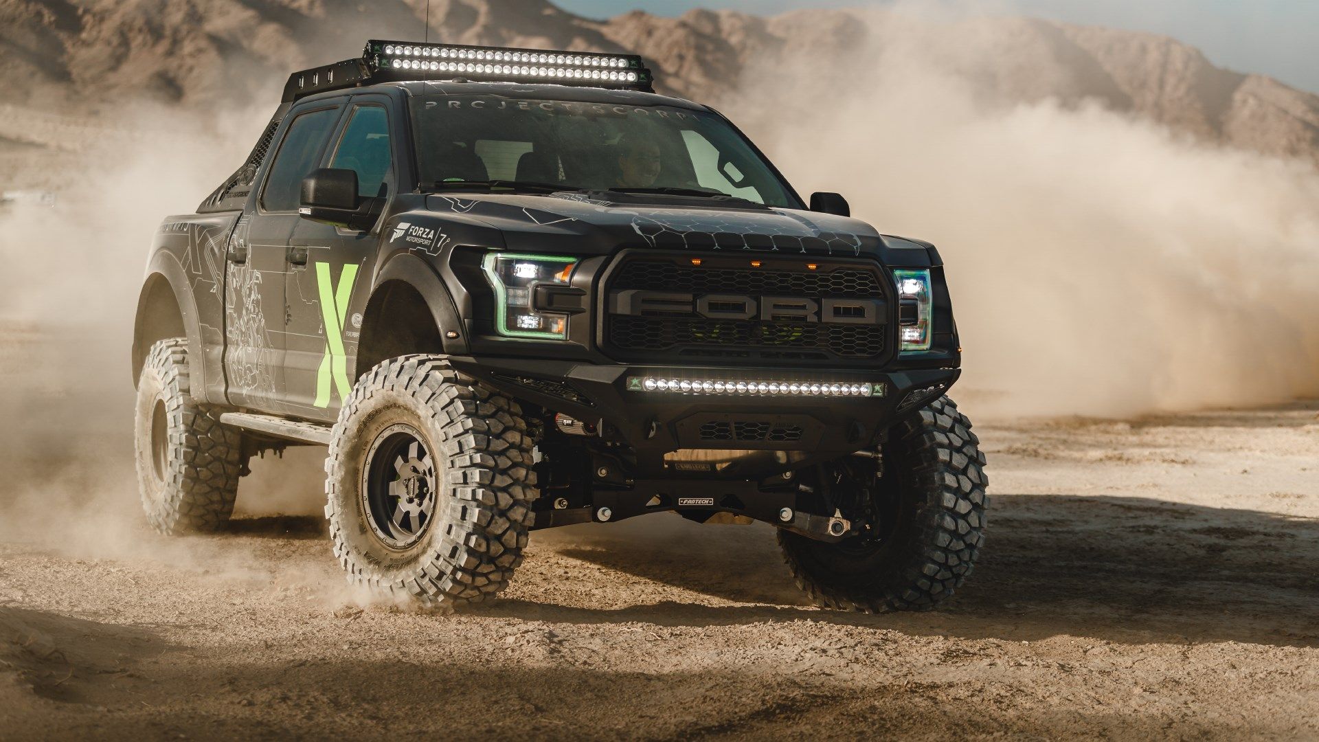 Ford f150 Raptor off Road