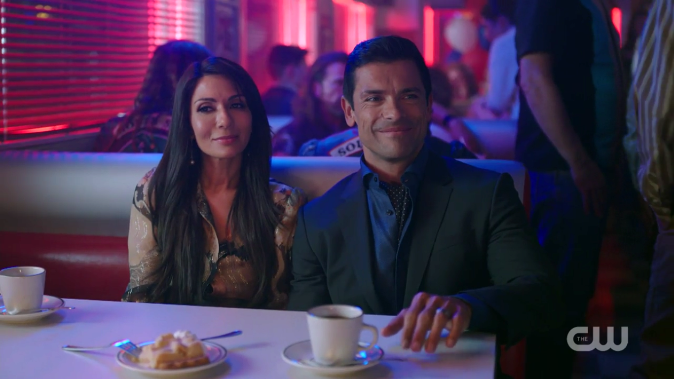 What Will Riverdale Parents Be Up to In Season 3?