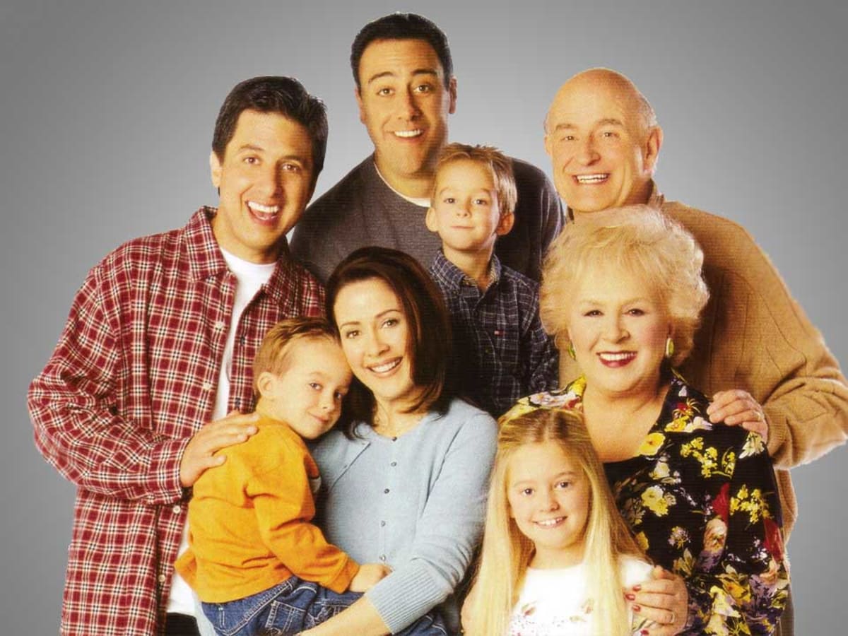 Greatest families. Сериал Everybody Loves Raymond. Все любят Рэймонда. Everybody Loves Raymond и воронины. Все любят Рэймонда и воронины.