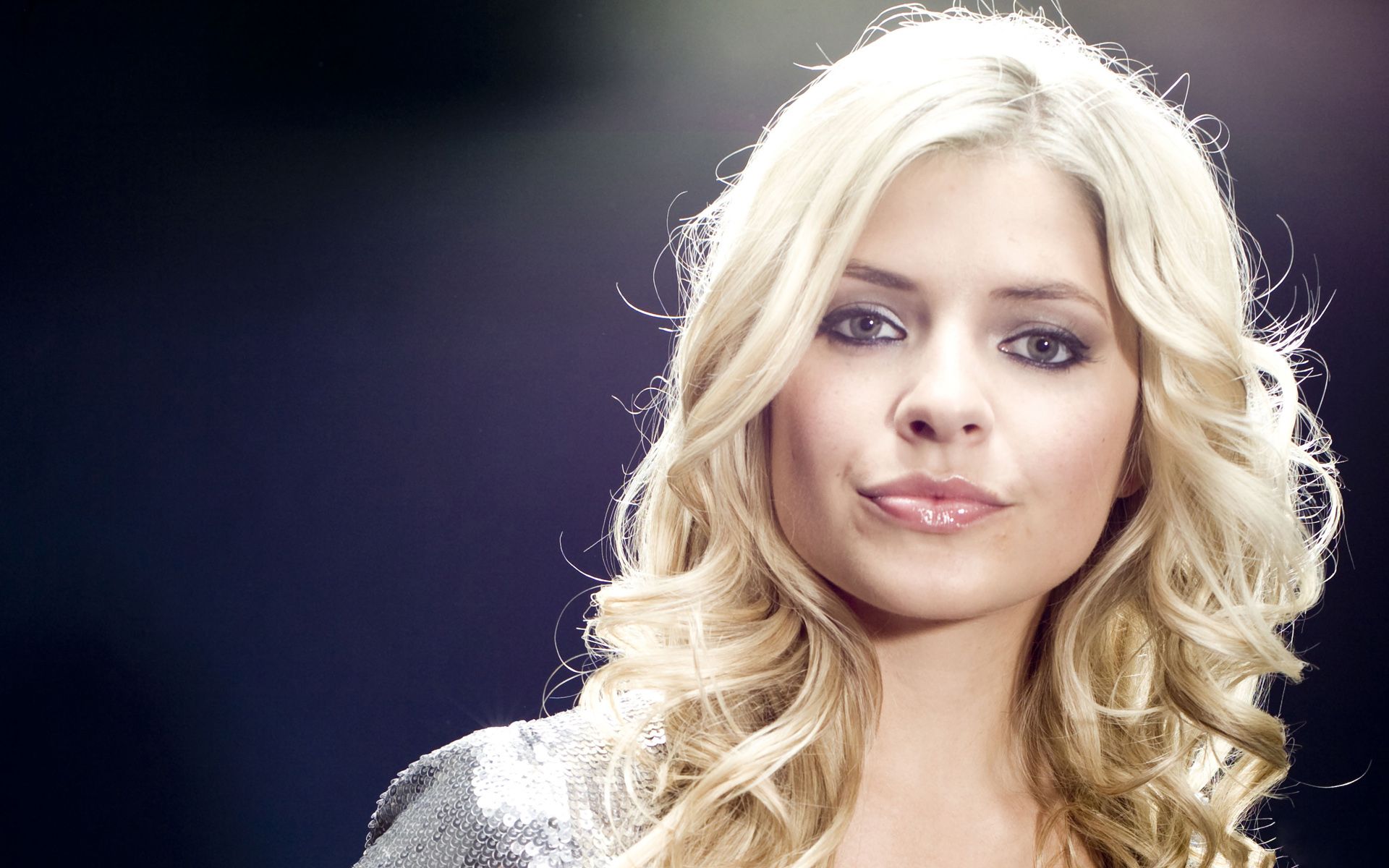holly willoughby HD wallpaper, background