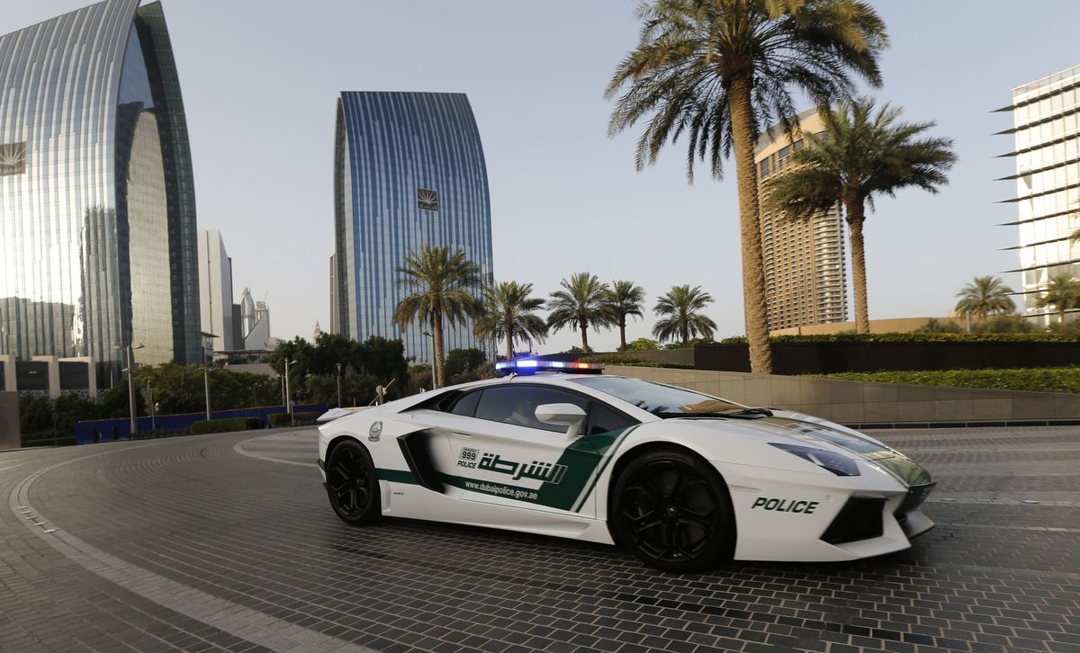 Top Dubai Police Get Lamborghini Image for