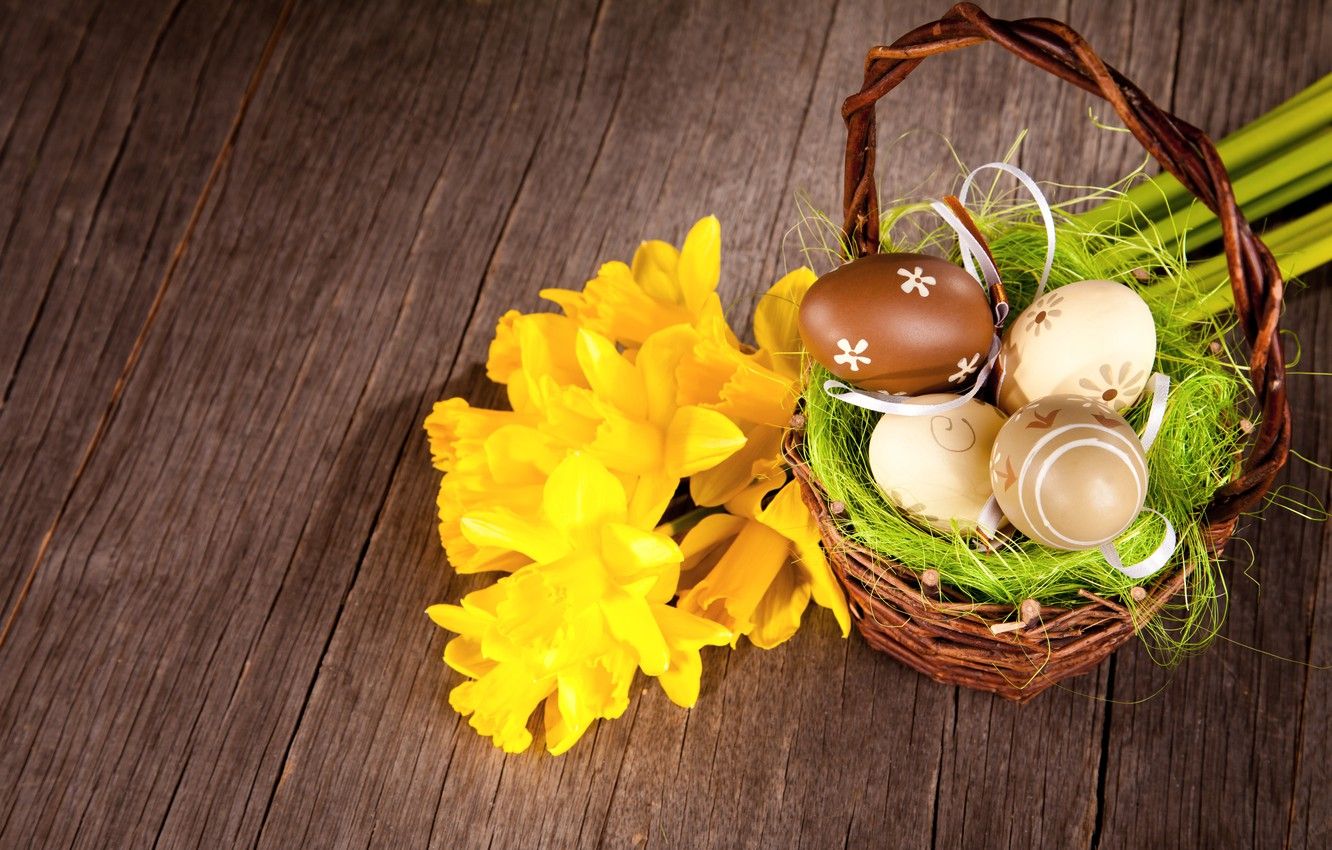 Wallpaper Easter, basket, wood, daffodils, spring, Easter, eggs, decoration, Happy image for desktop, section праздники
