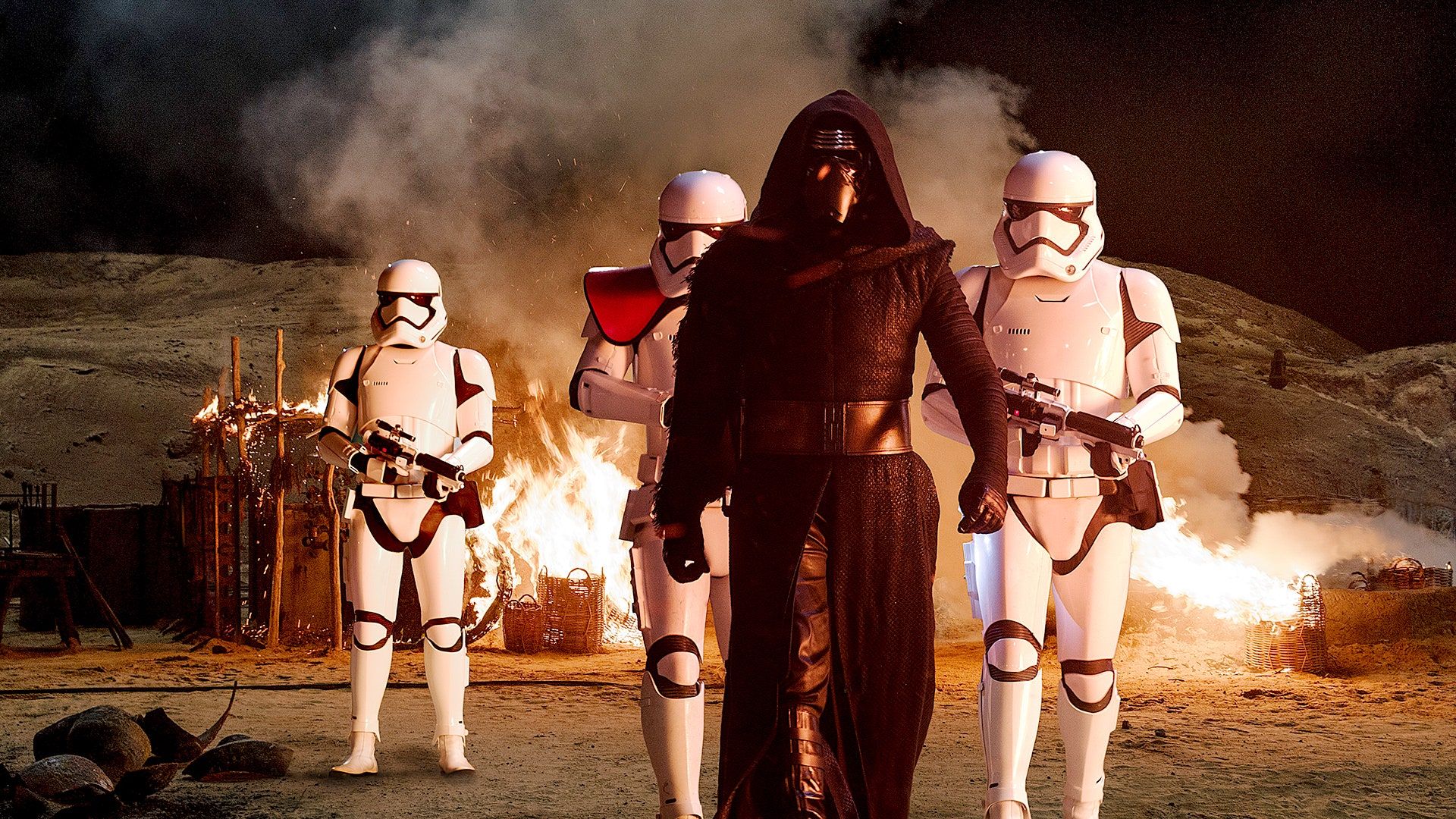 Entertainment Podcast: We Can Finally Talk About Star Wars!