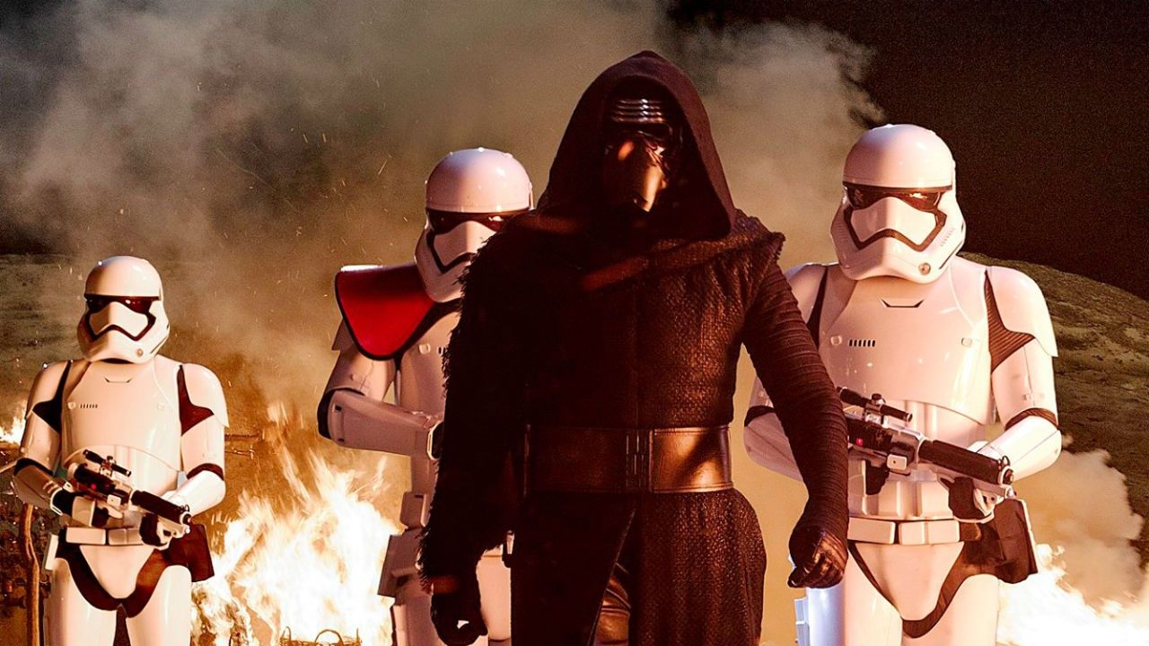 Hot Toys reveals Star Wars: The Force Awakens Kylo Ren and First Order Stormtrooper figures