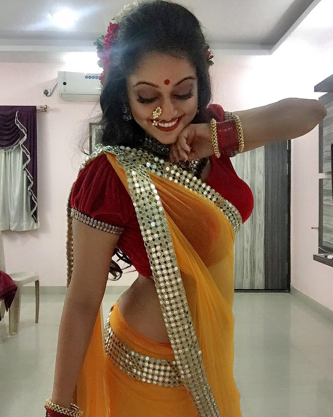 Manasi Naik photo: 30 hot and stills of the Marathi dancing queen!