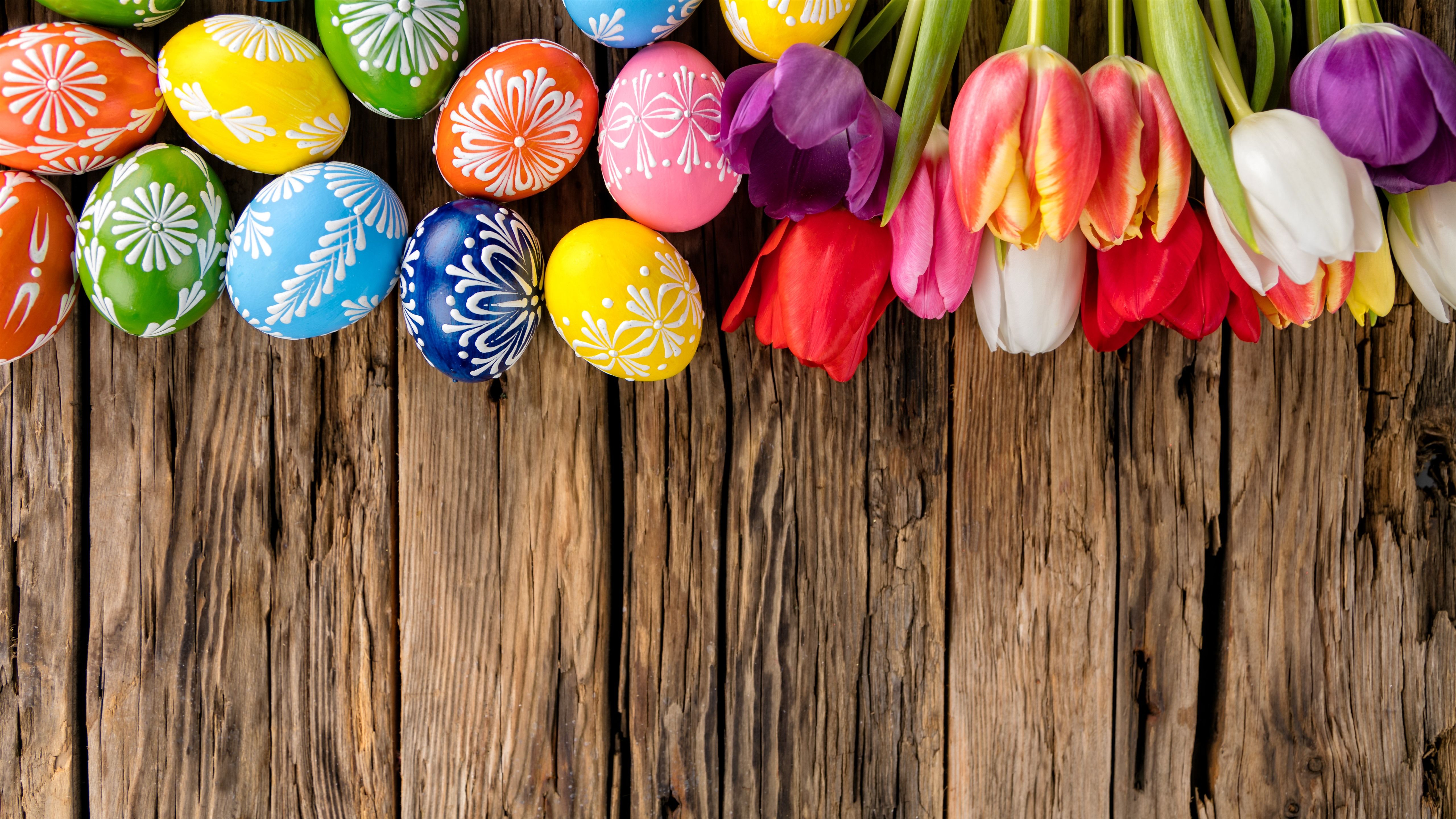 Wallpaper Colorful Easter eggs, tulips, wood board 5120x2880 UHD 5K Picture, Image