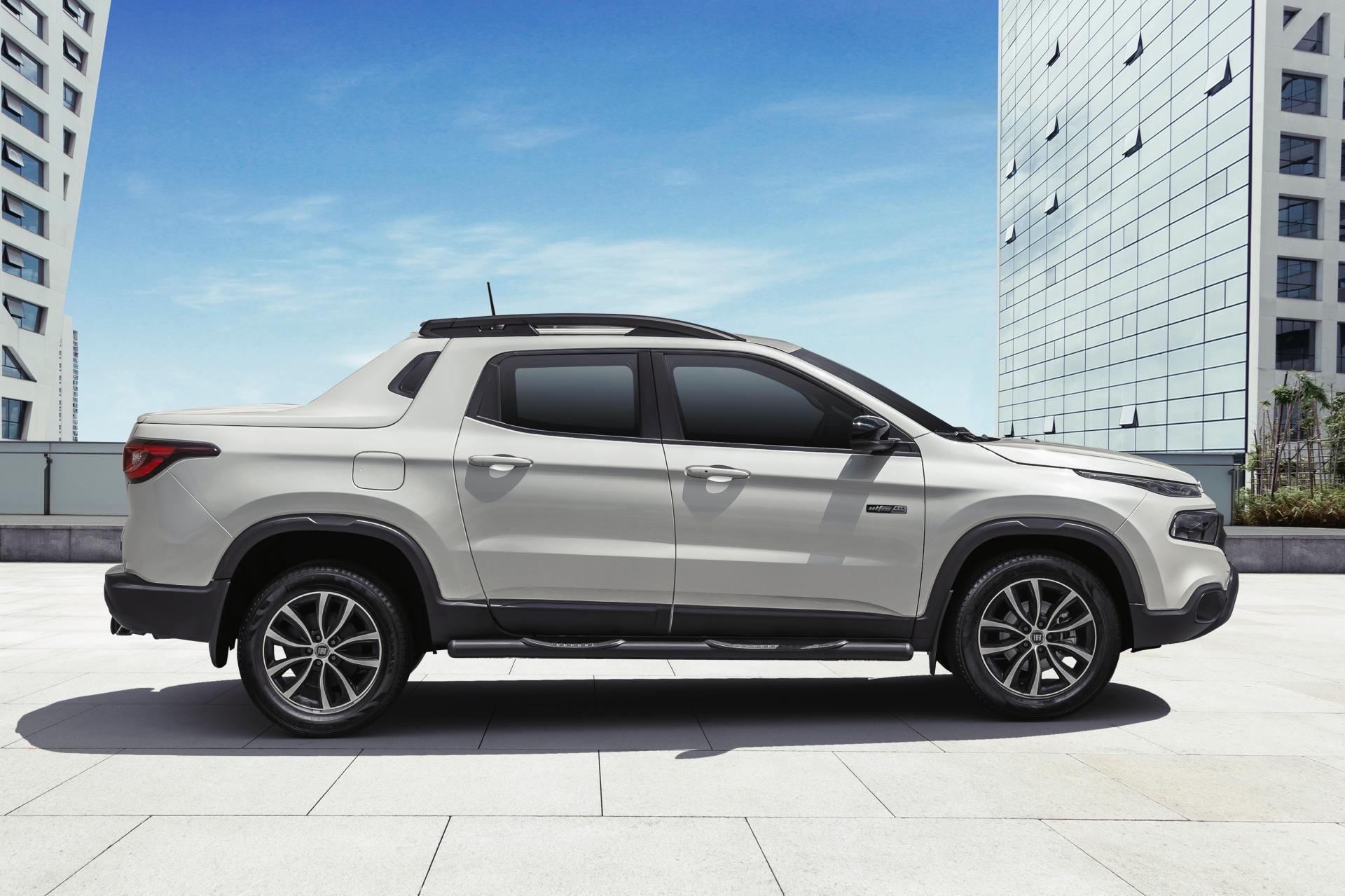 strada 1.3 cd 2021
