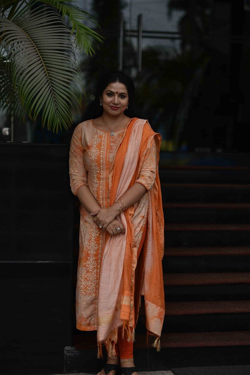 Sheelu Abraham Photo Indian Actress and Videos of beautiful actress