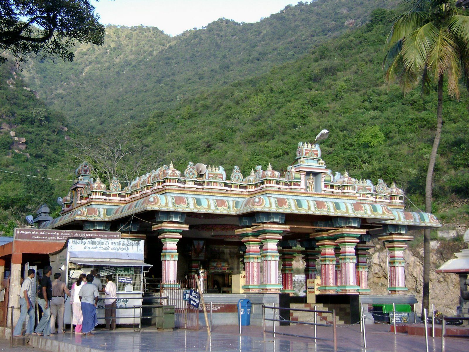 Coimbatore .....God murugan maruthamalai temple | Dark wallpaper iphone,  Temple pictures, Dark wallpaper