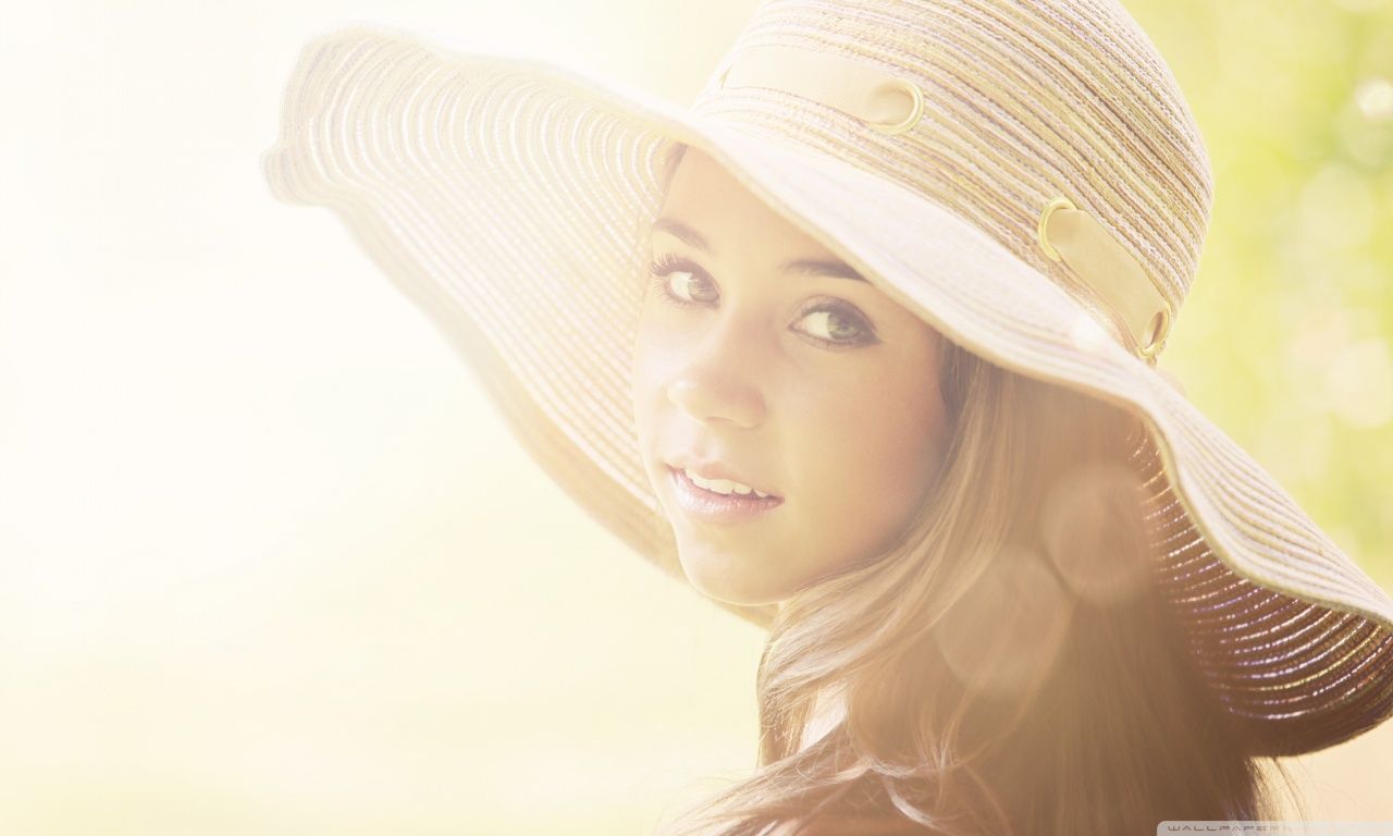 Girl With Summer Hat Ultra HD Desktop Background Wallpaper for 4K UHD TV, Widescreen & UltraWide Desktop & Laptop, Tablet