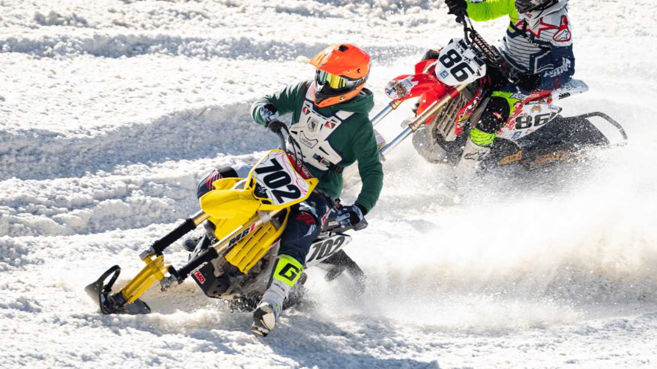 Snow Bike Racing