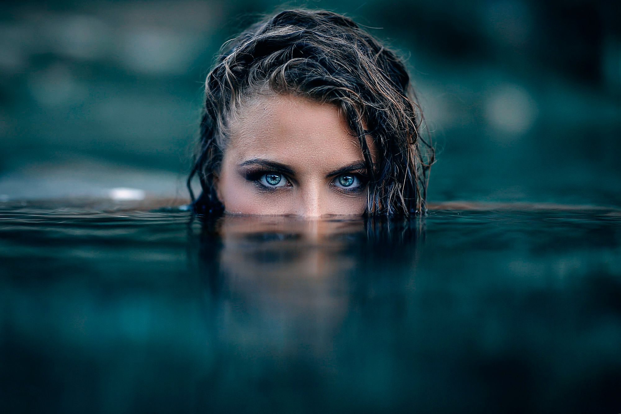 Title Women Eye Woman Girl Brunette Blue Eyes Face In Water HD Wallpaper