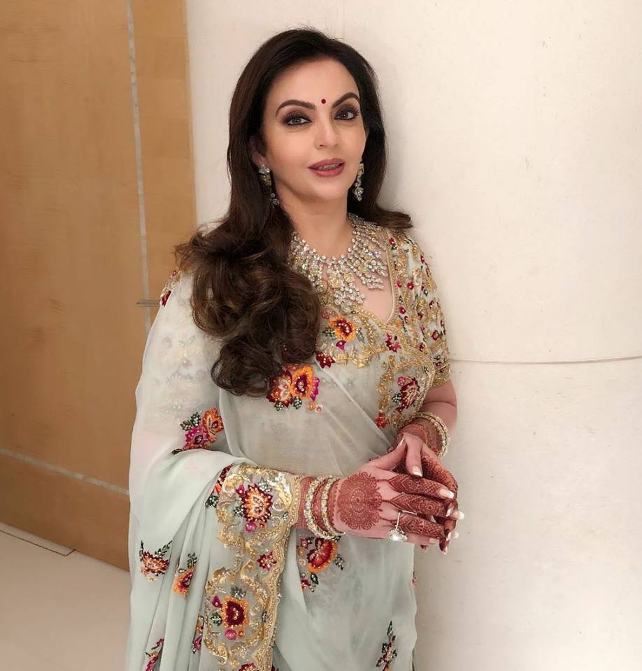 Nita Ambani 2018 Hot Photo And Picture Colelction