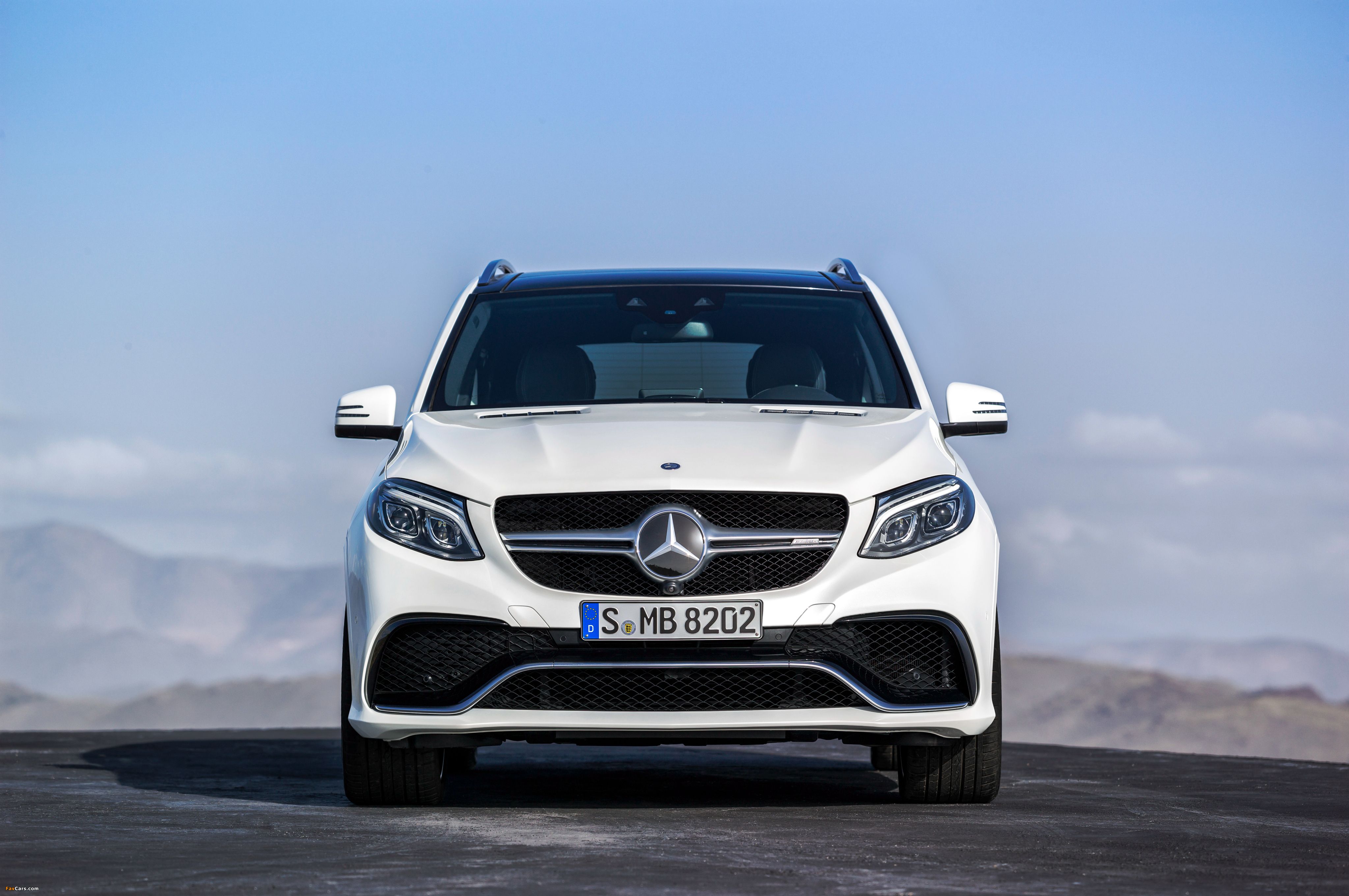 Mercedes AMG GLE 63 S 4MATIC (W166) 2015 Wallpaper (4096x2722)