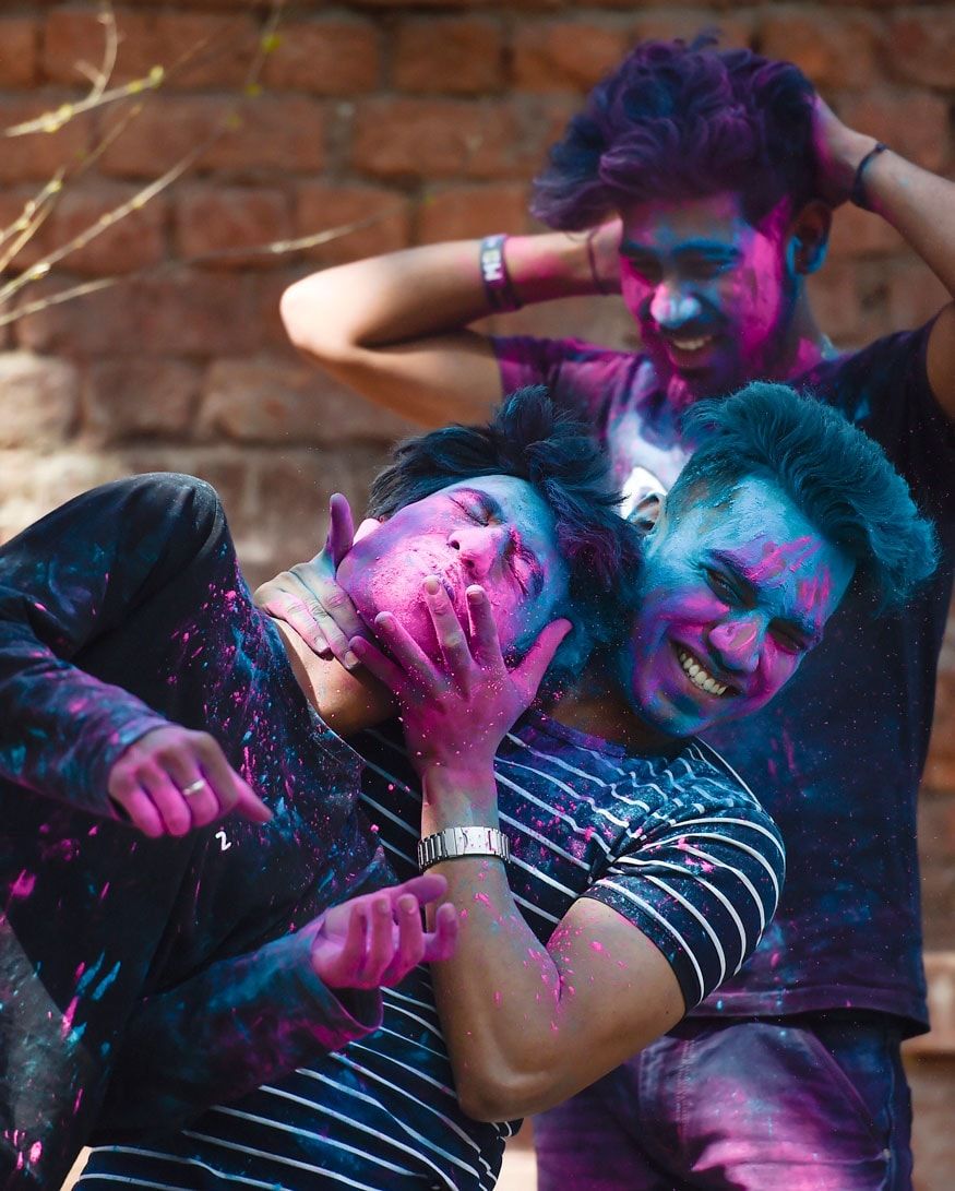 Holi 2019: Spectacular Photo from India's Most Colourful Festival