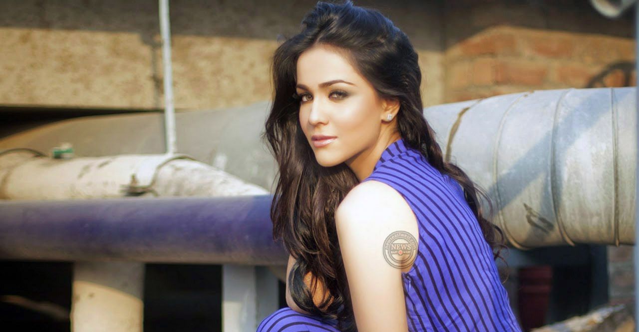 Pakistani actress Humaima Malik