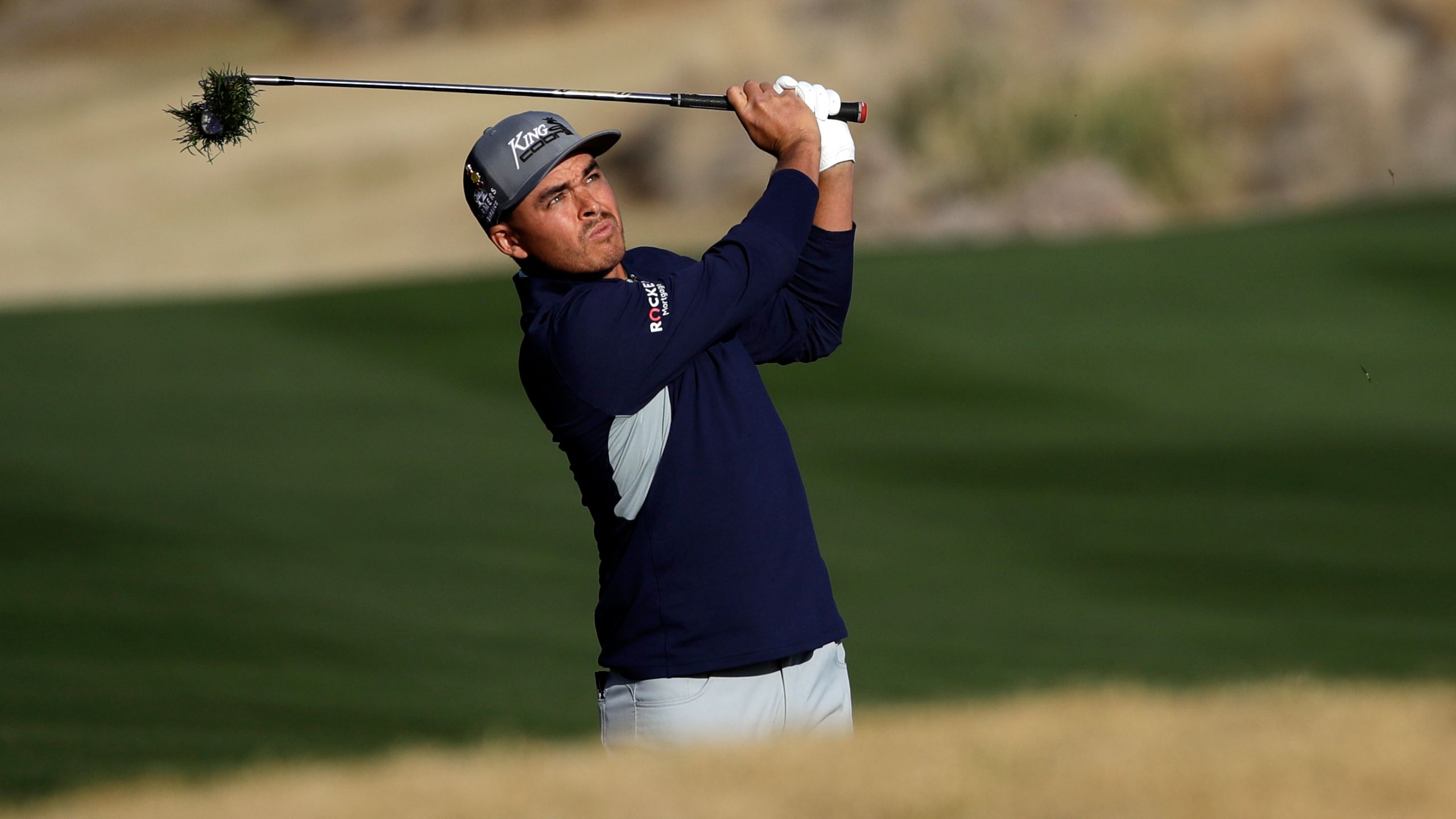 Rickie Fowler, Scottie Scheffler tied for lead in desert