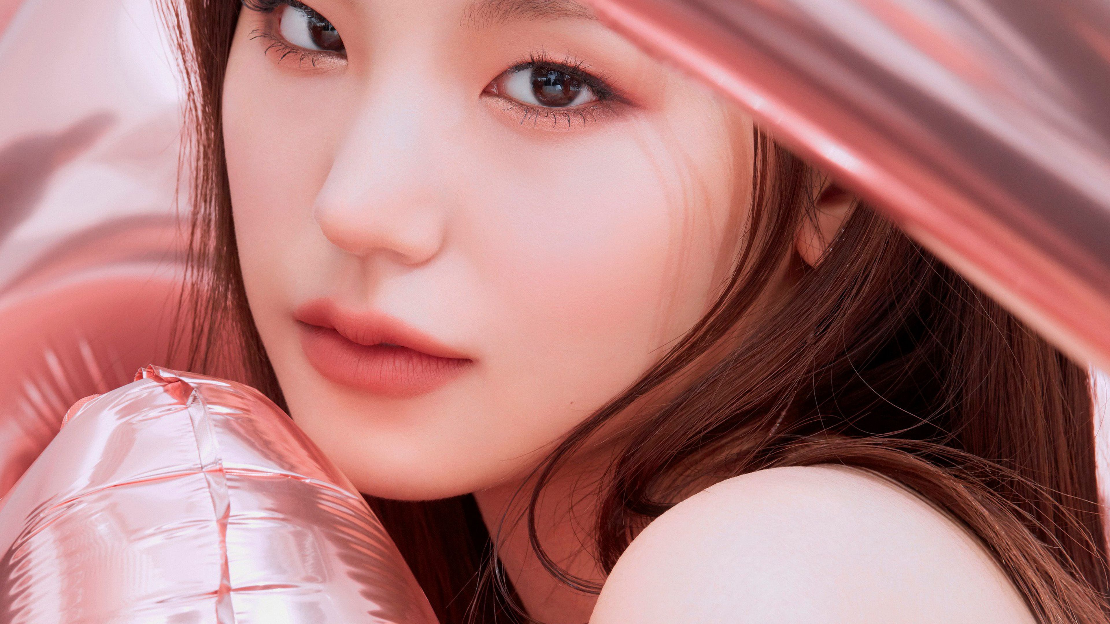 Girl Kpop Itzy Wallpaper