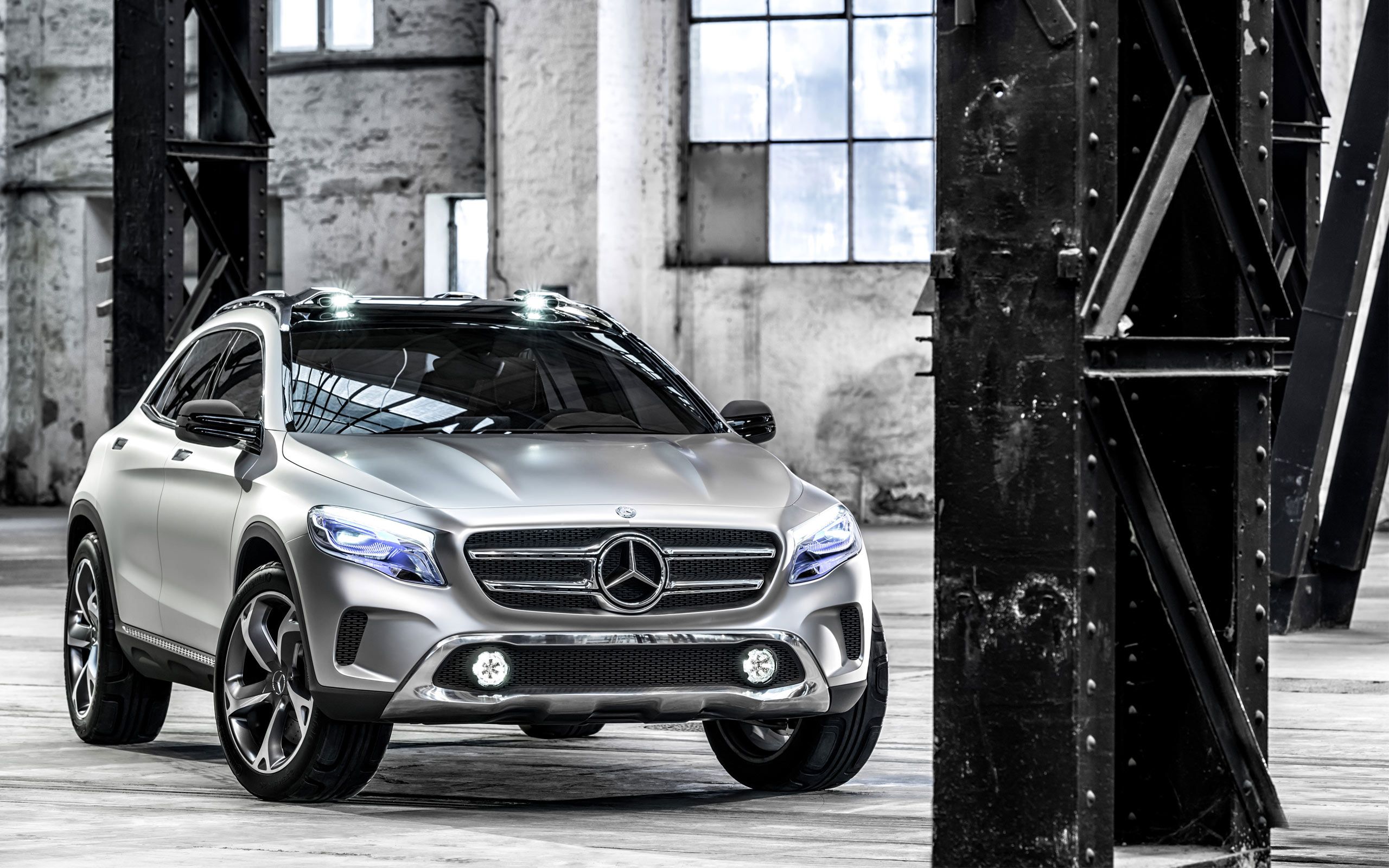 Mercedes Benz GLA Concept Wallpaper