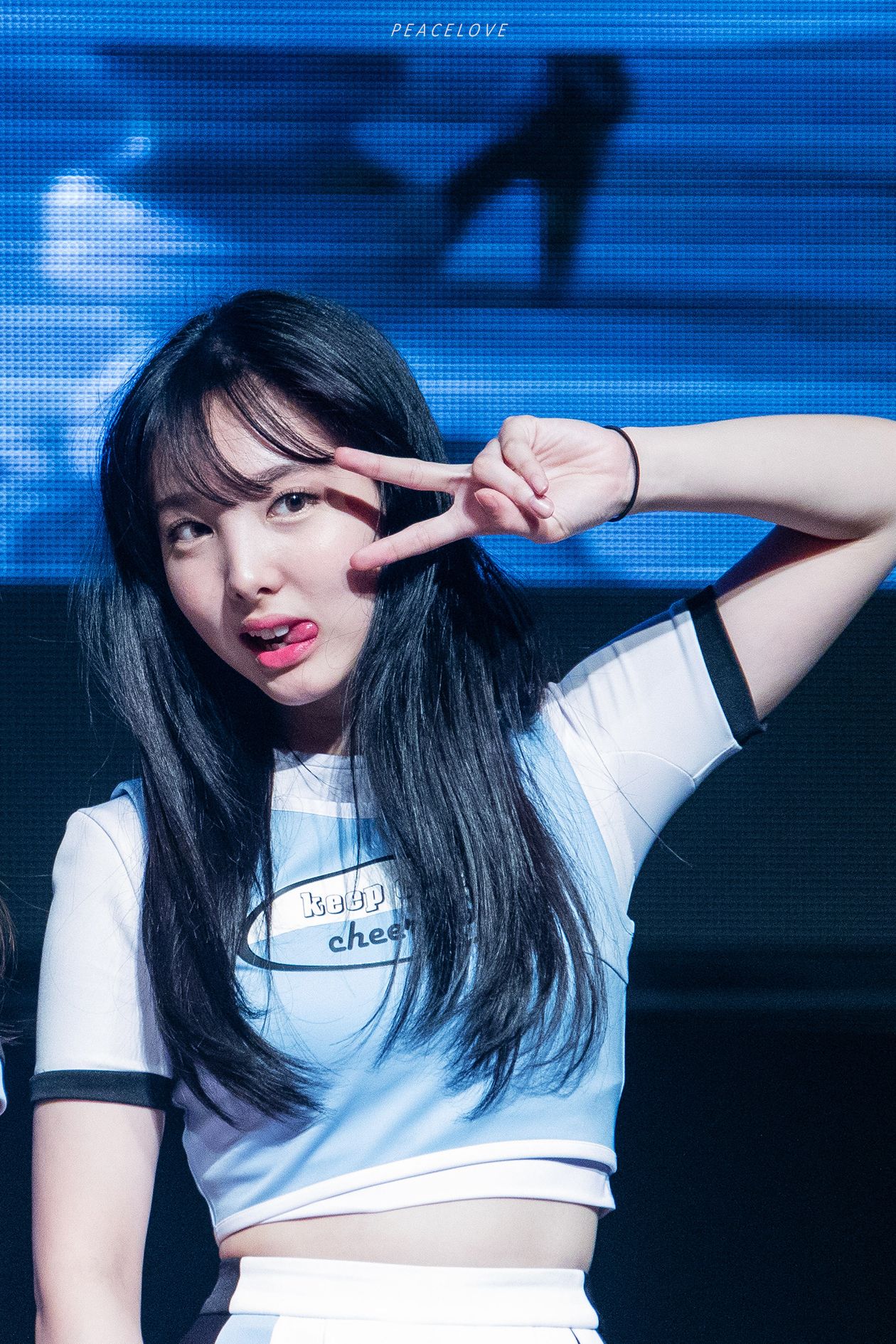 Nayeon Wallpaper