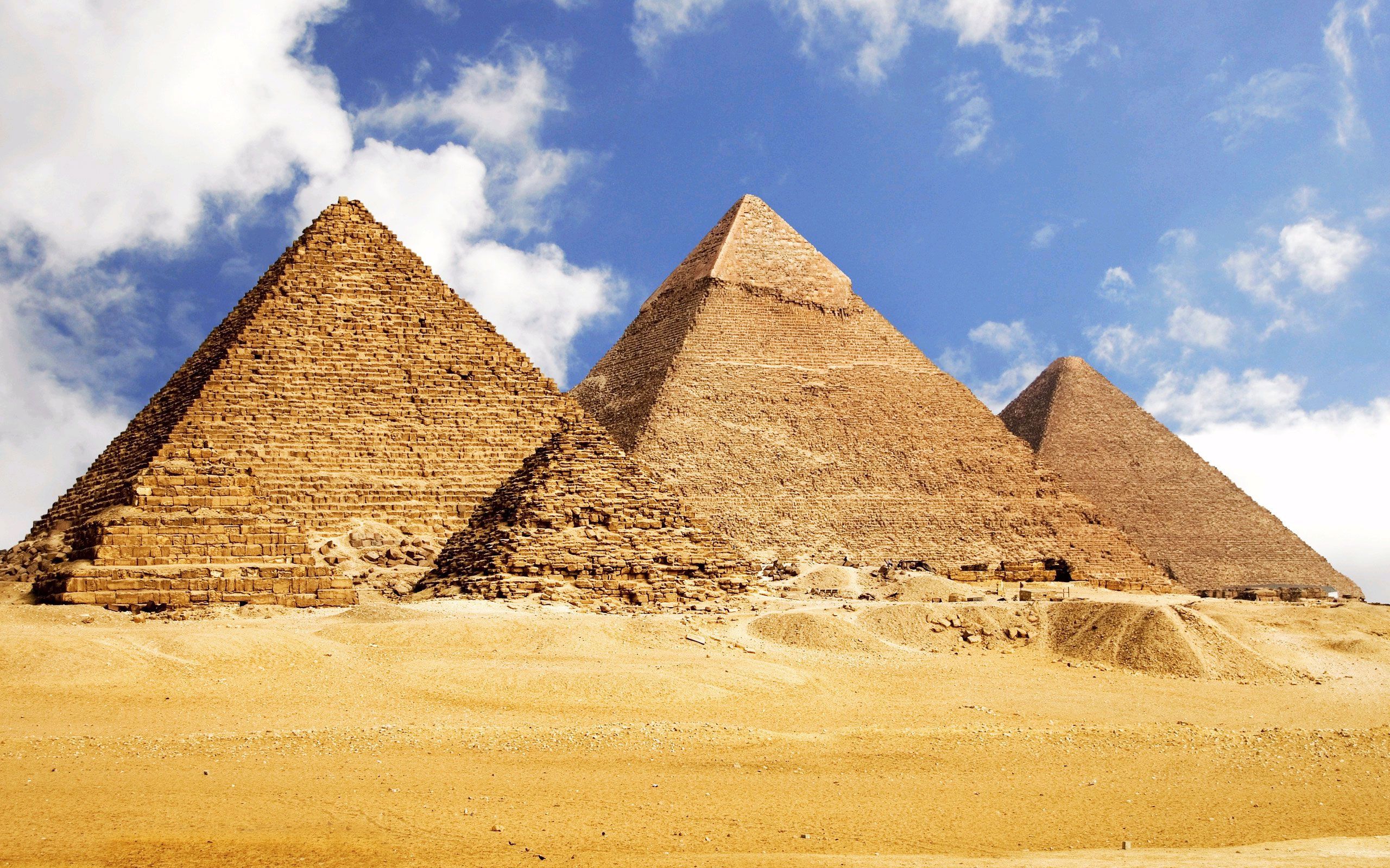 Pyramids of Giza Wallpapers