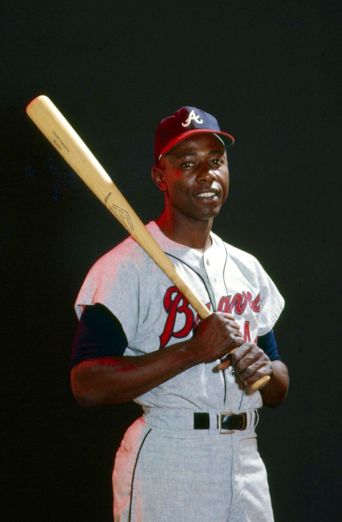 Hank Aaron. Hank aaron, Braves baseball, Atlanta braves