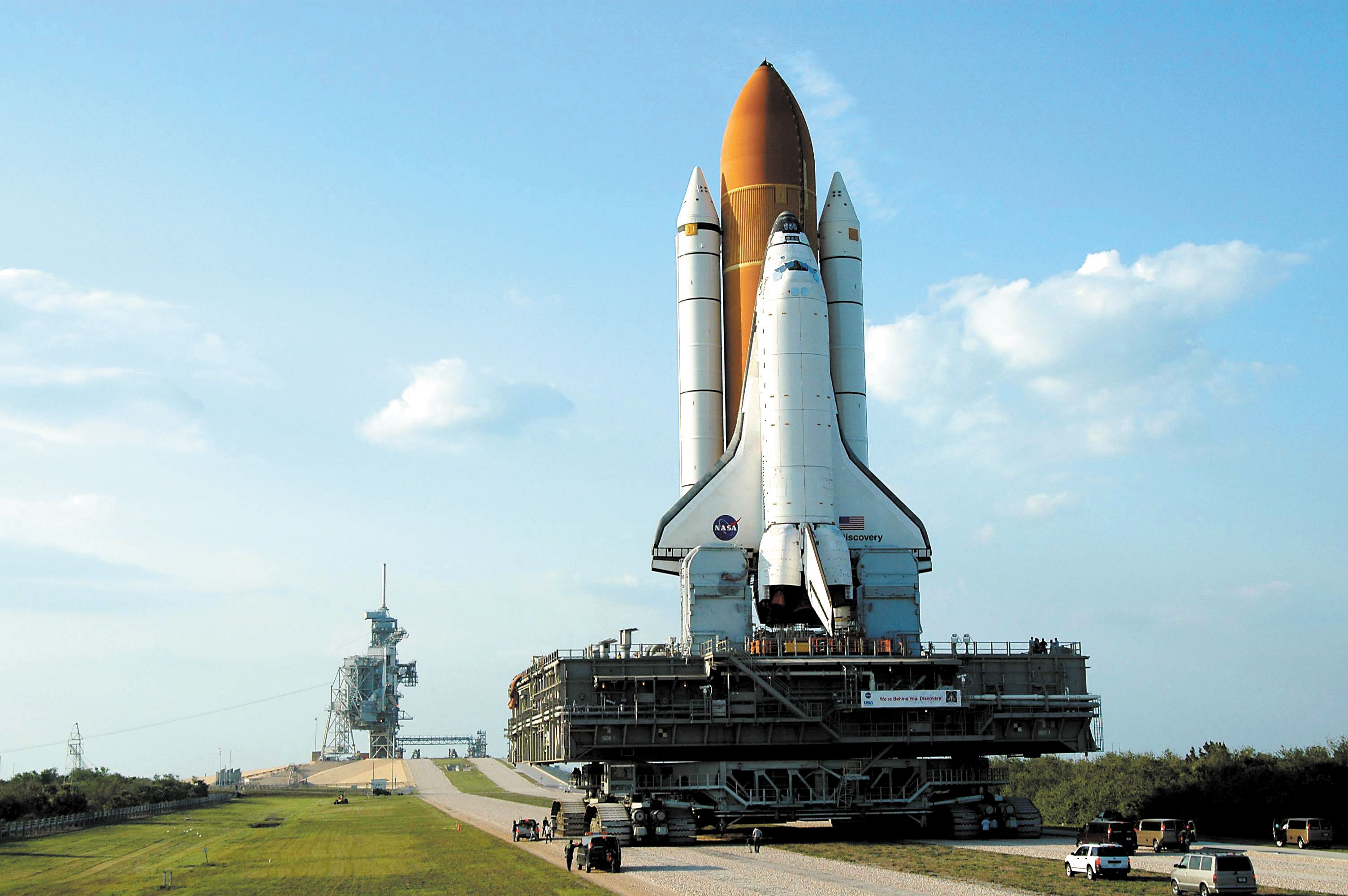 Space Shuttle Discovery Wallpaper HD Ship Launch Pad Wallpaper & Background Download