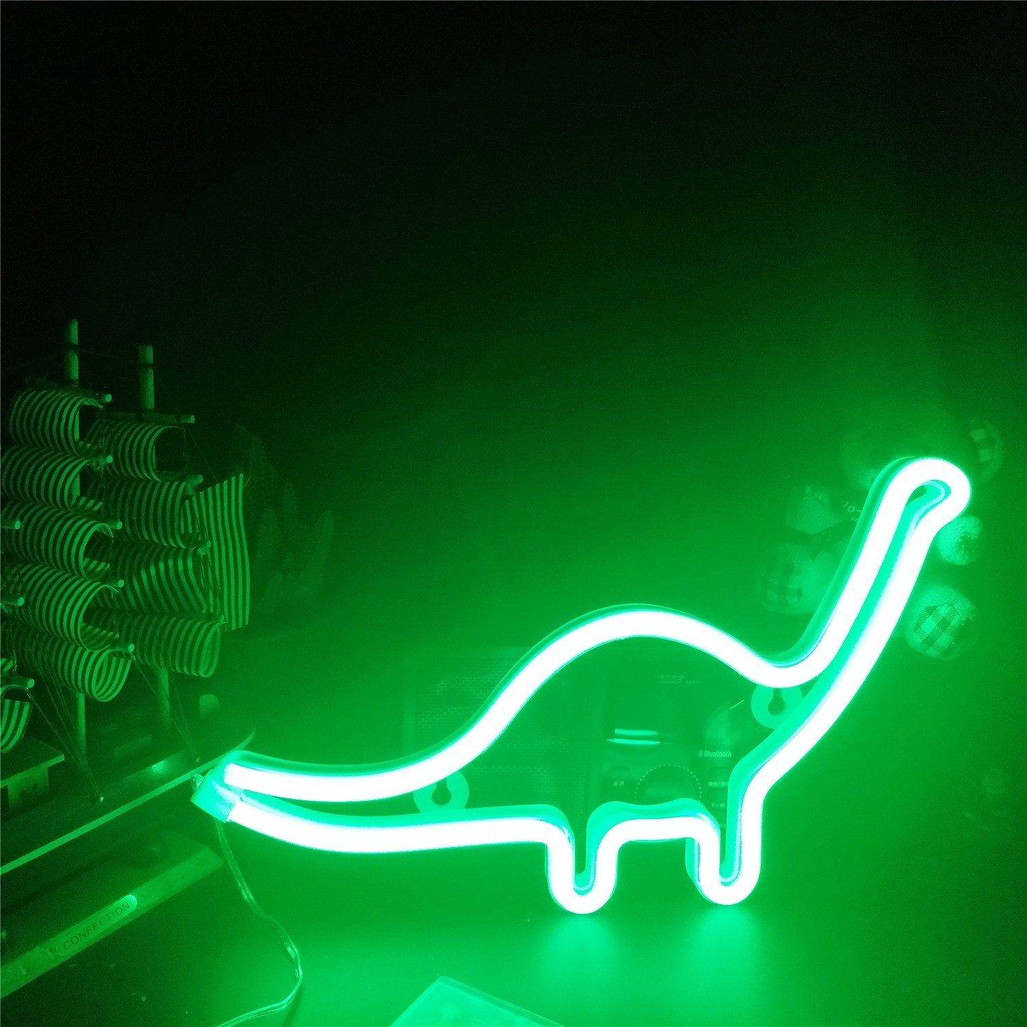 TONGER® Green Dinosaur Wall LED Neon Light Sign. Dark green aesthetic, Green aesthetic, Neon wallpaper